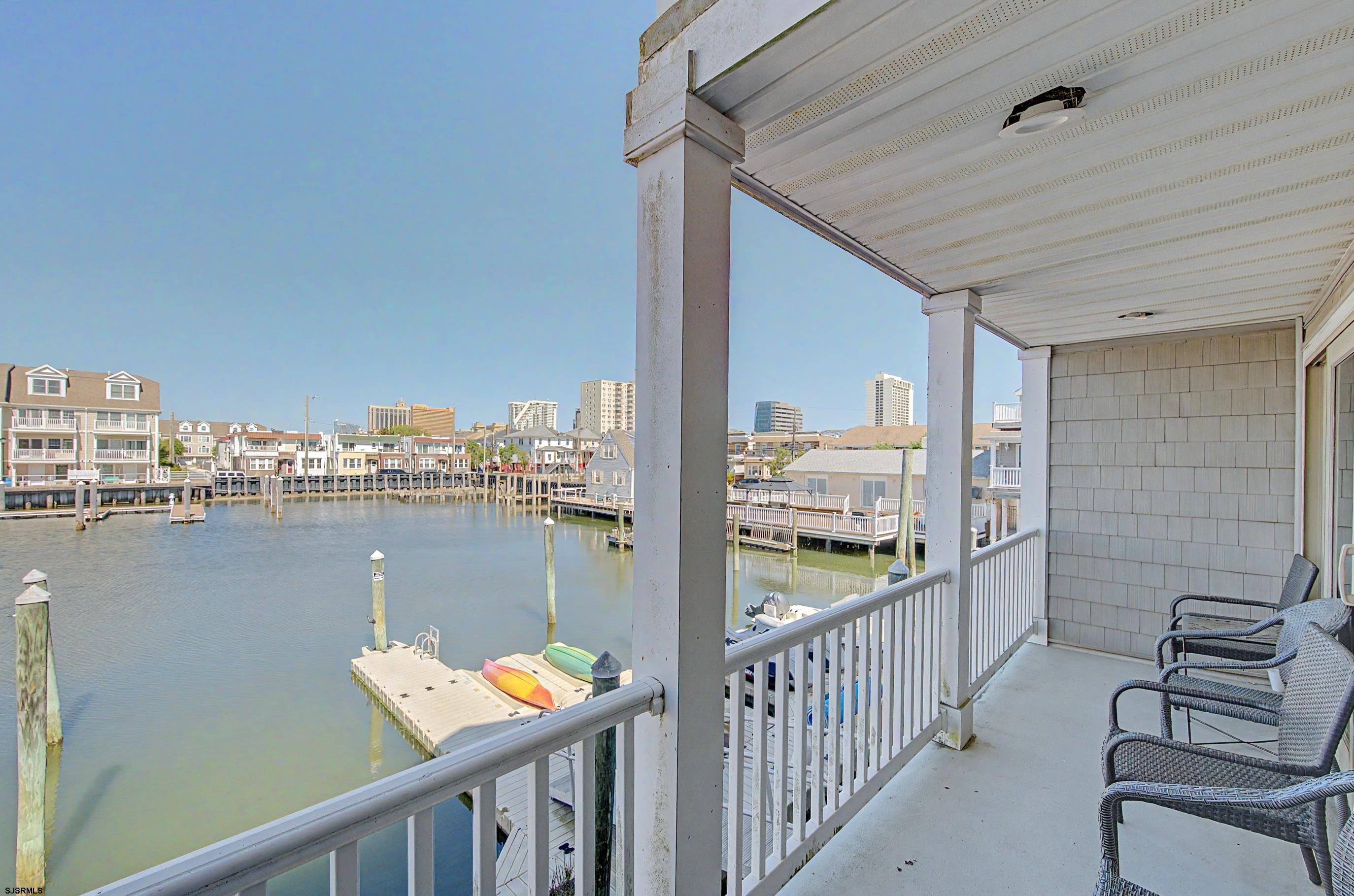 113 N Annapolis Avenue