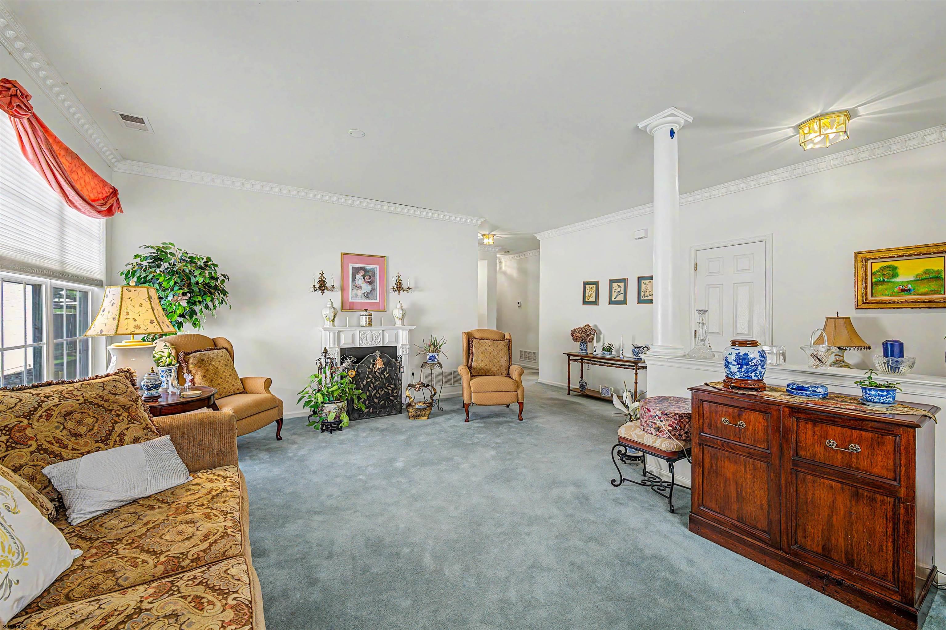 520 Weston Dr