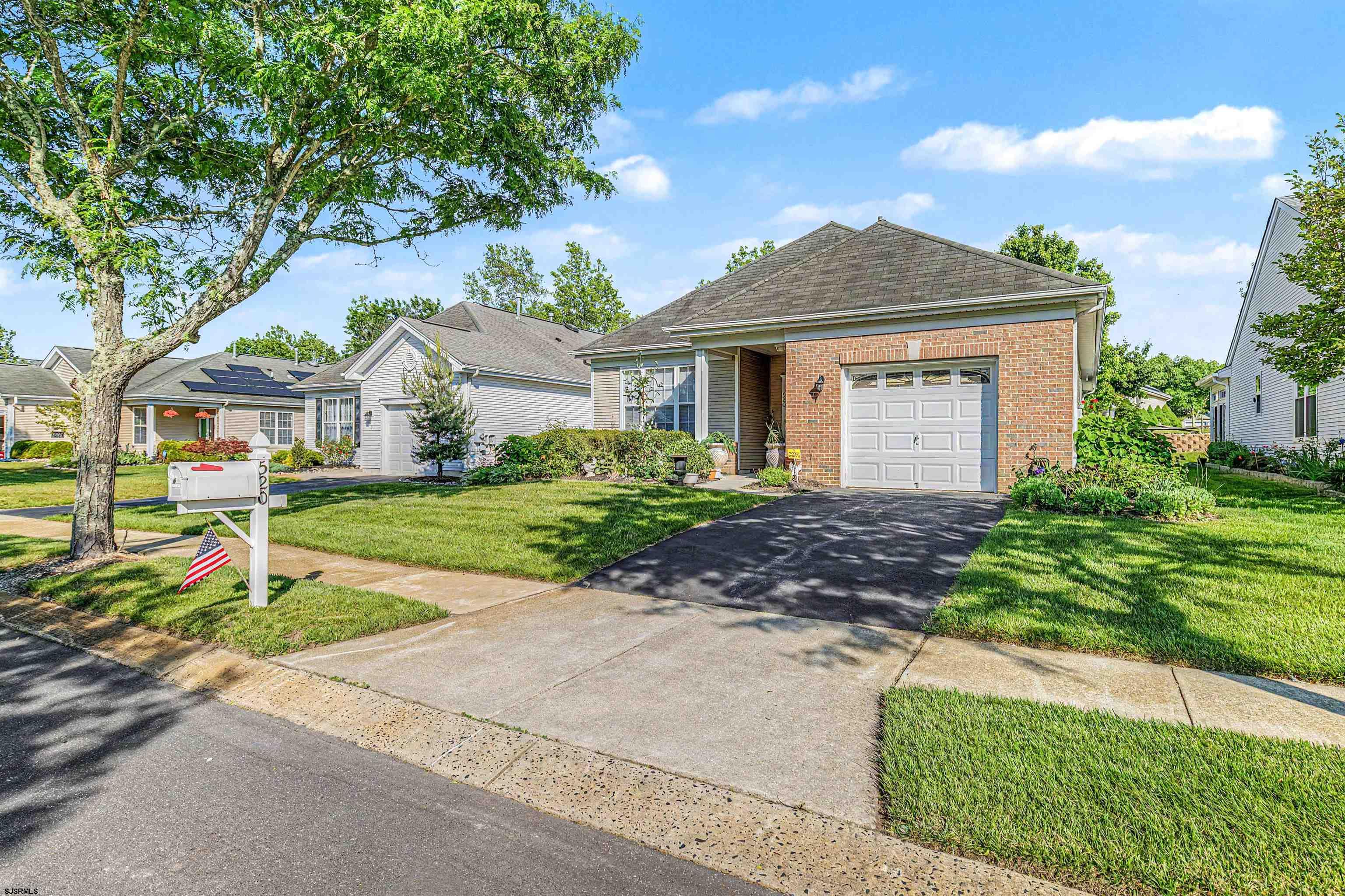 520 Weston Dr
