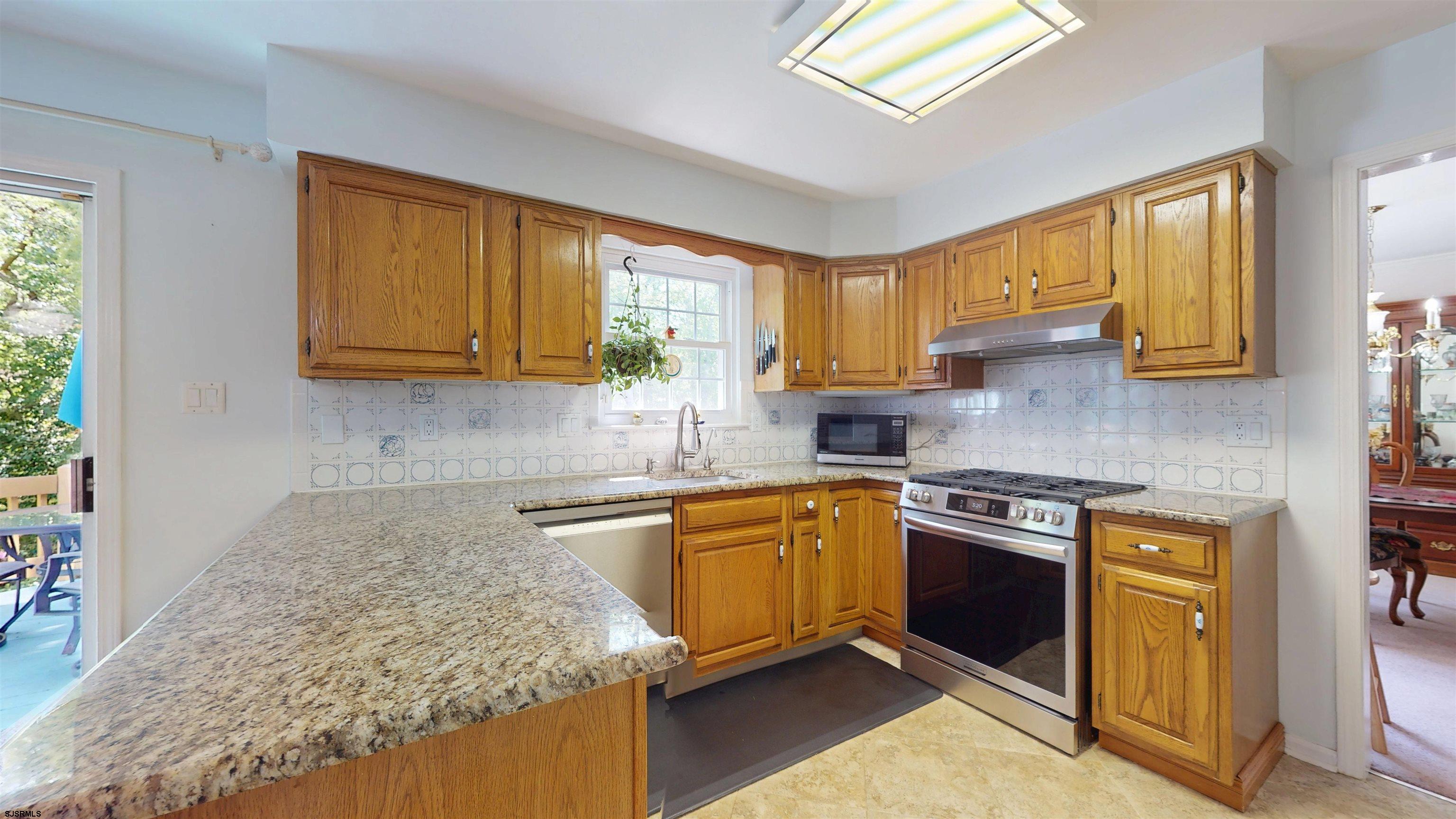 502 Forestbrook Dr
