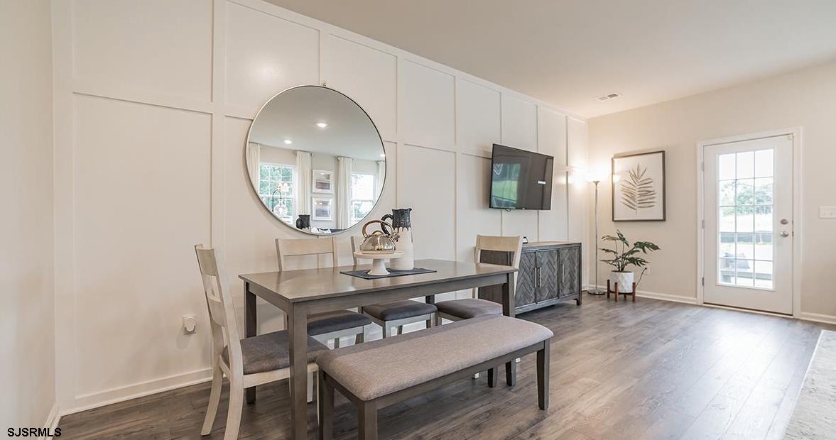 608099 | Photo 3