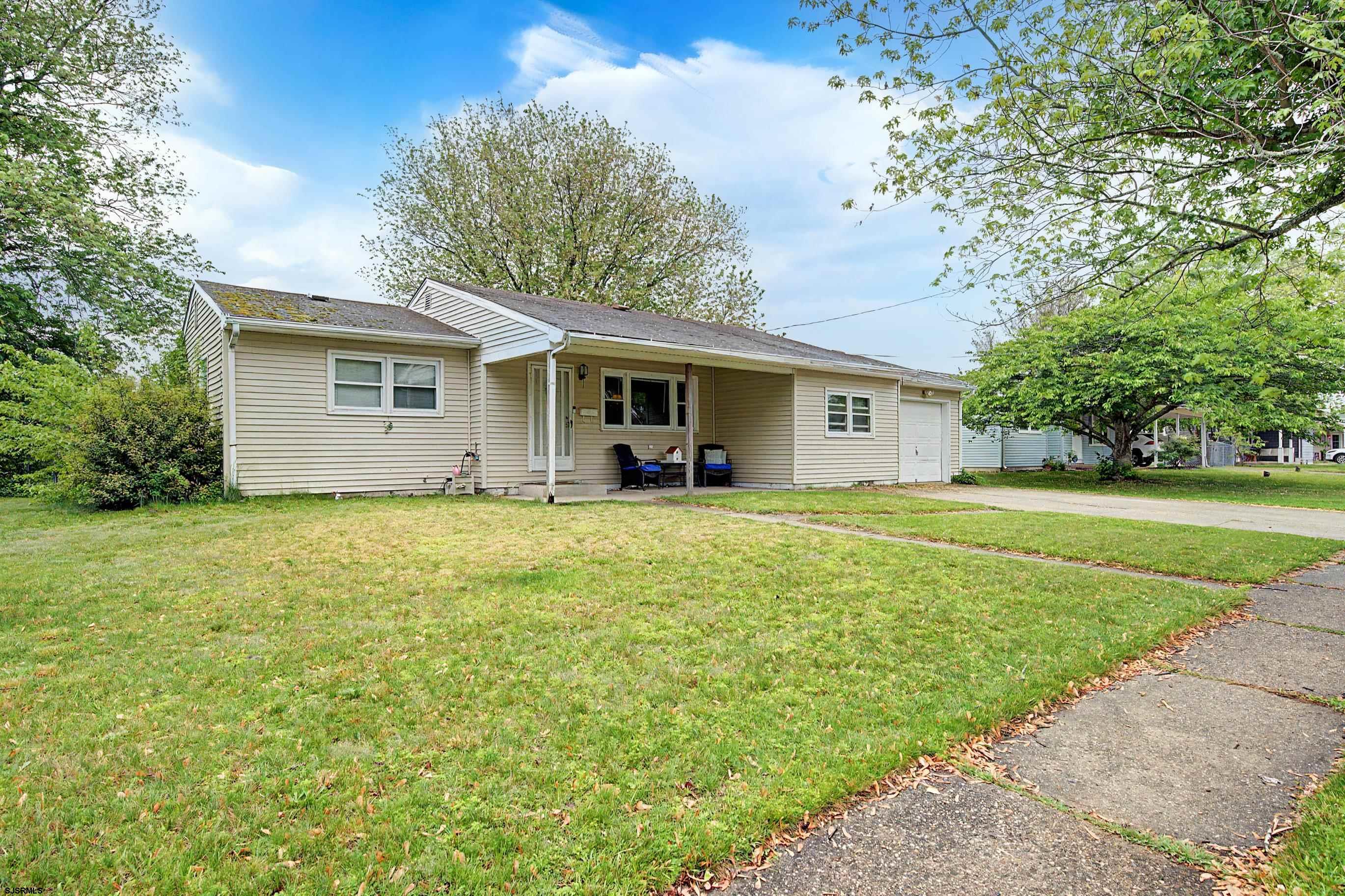  1026 W Groveland Avenue - Somers Point