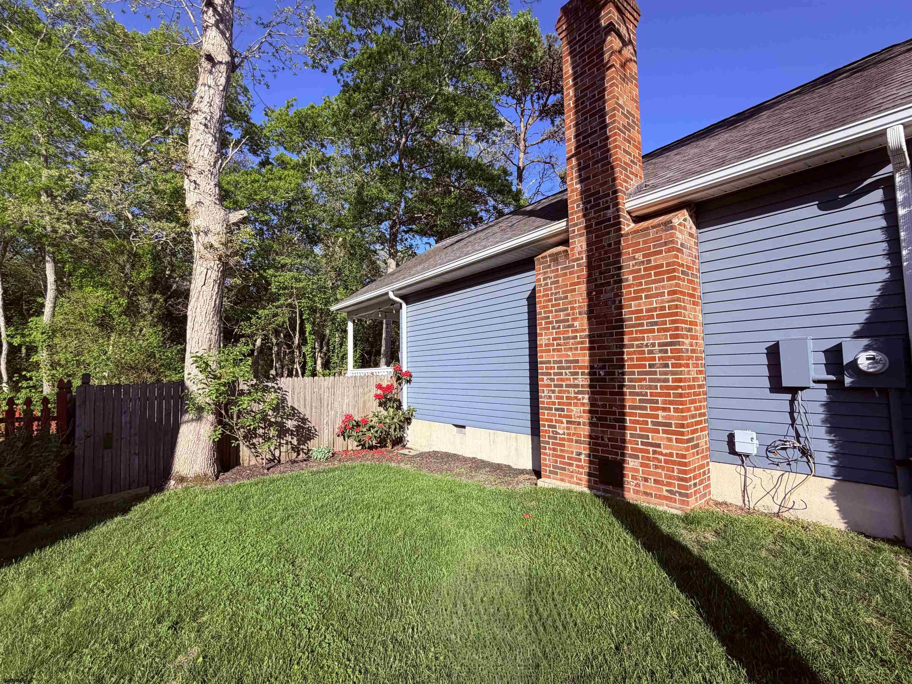 535 Holly Brook Dr