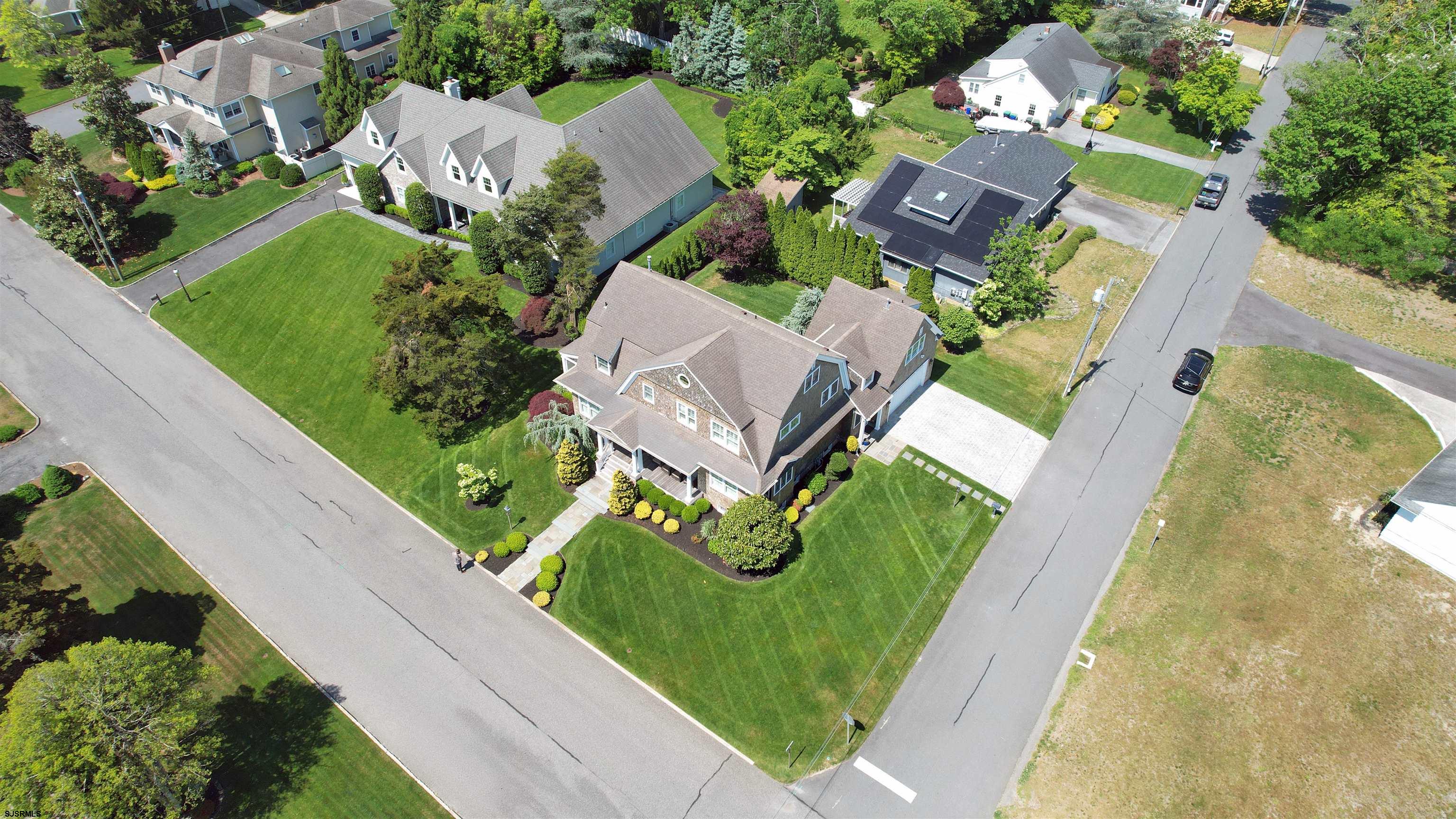 7 Delmar Avenue