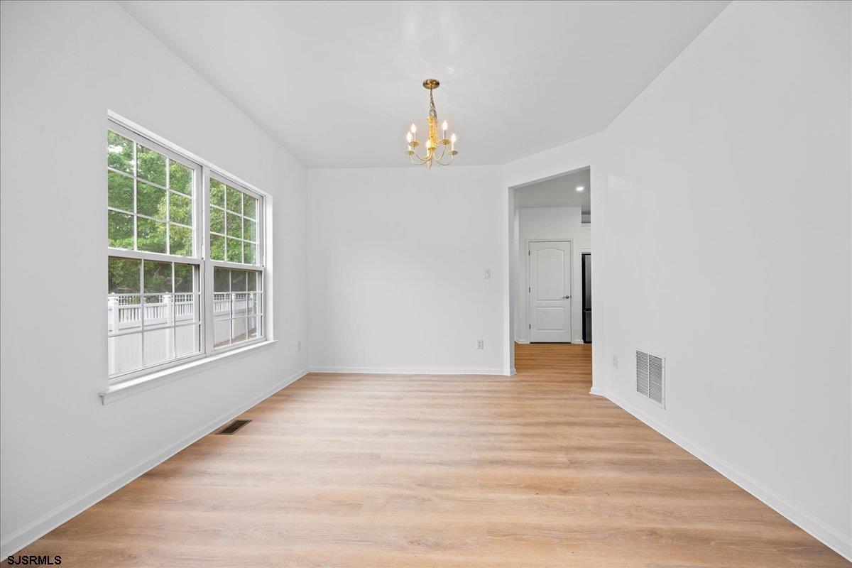 48 Chancellor Park Dr