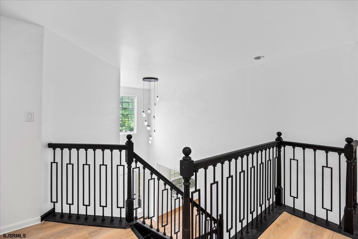 48 Chancellor Park Dr