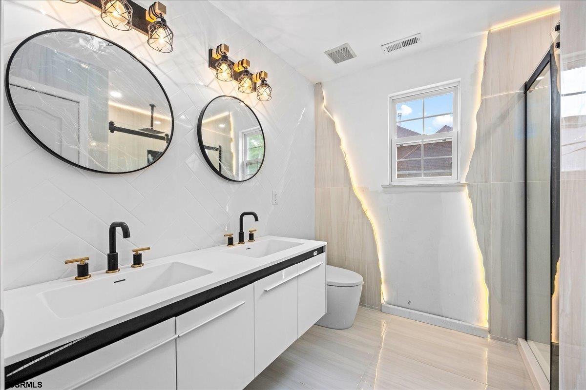 48 Chancellor Park Dr