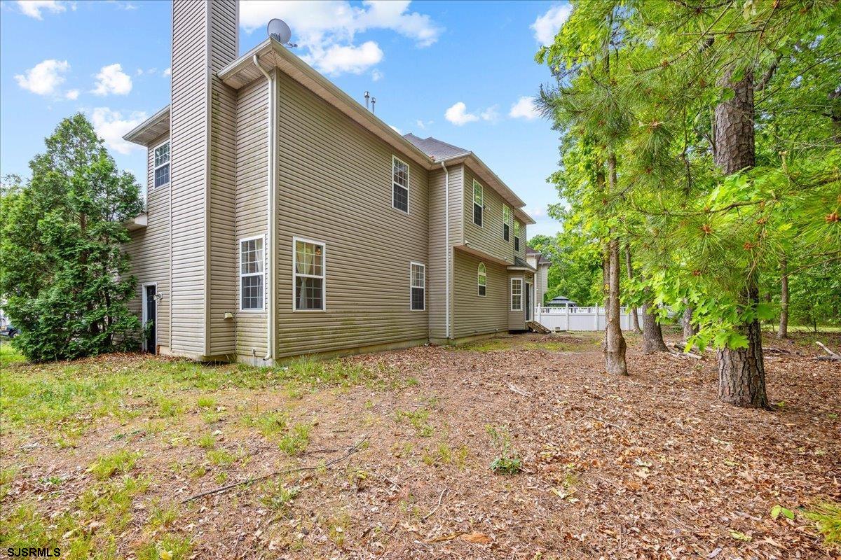48 Chancellor Park Dr