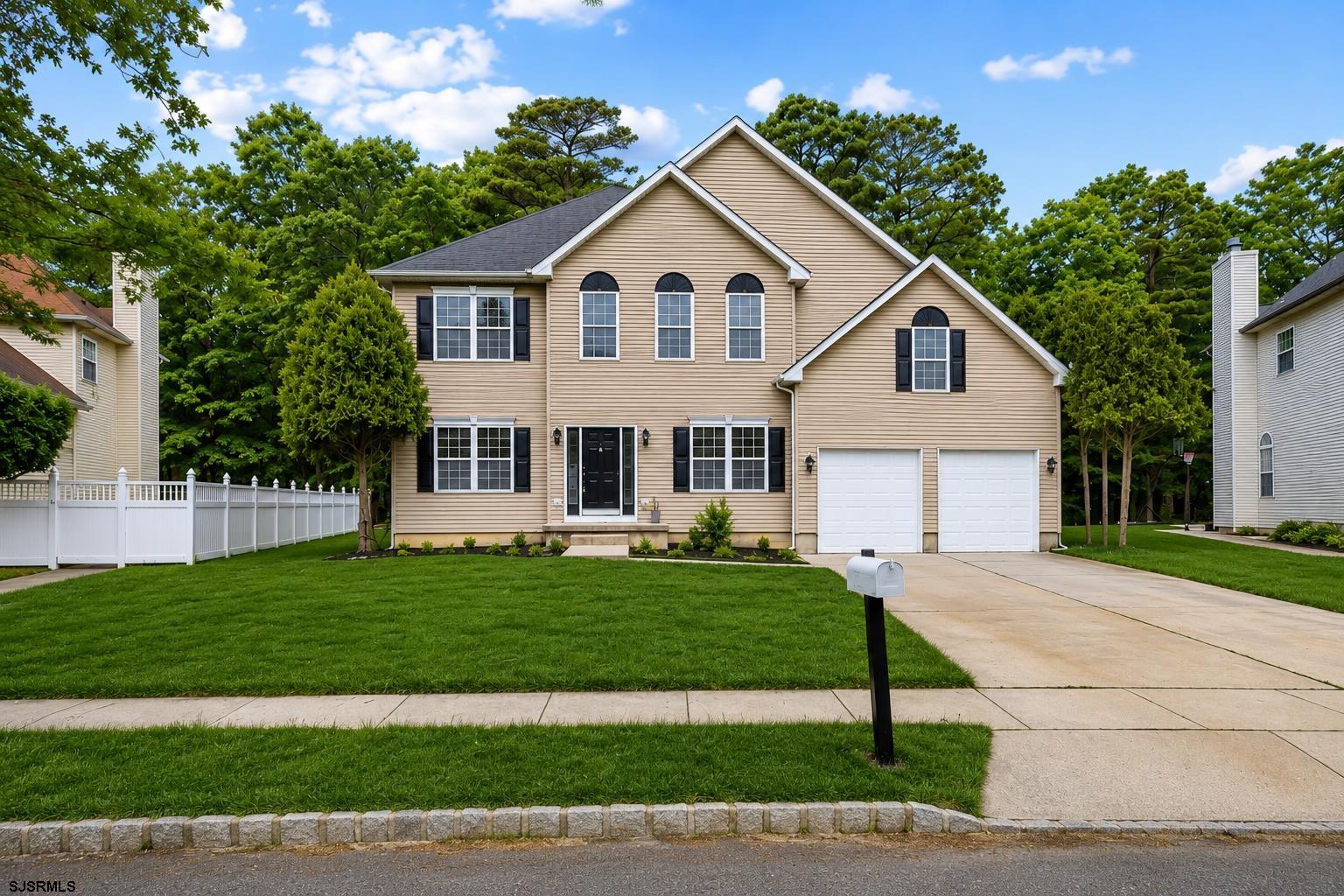 48 Chancellor Park Dr