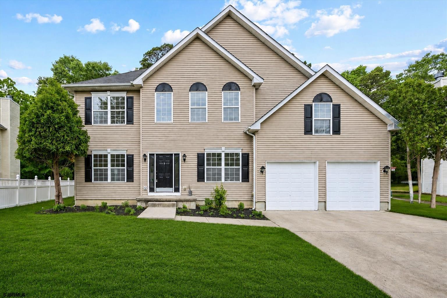 48 Chancellor Park Dr