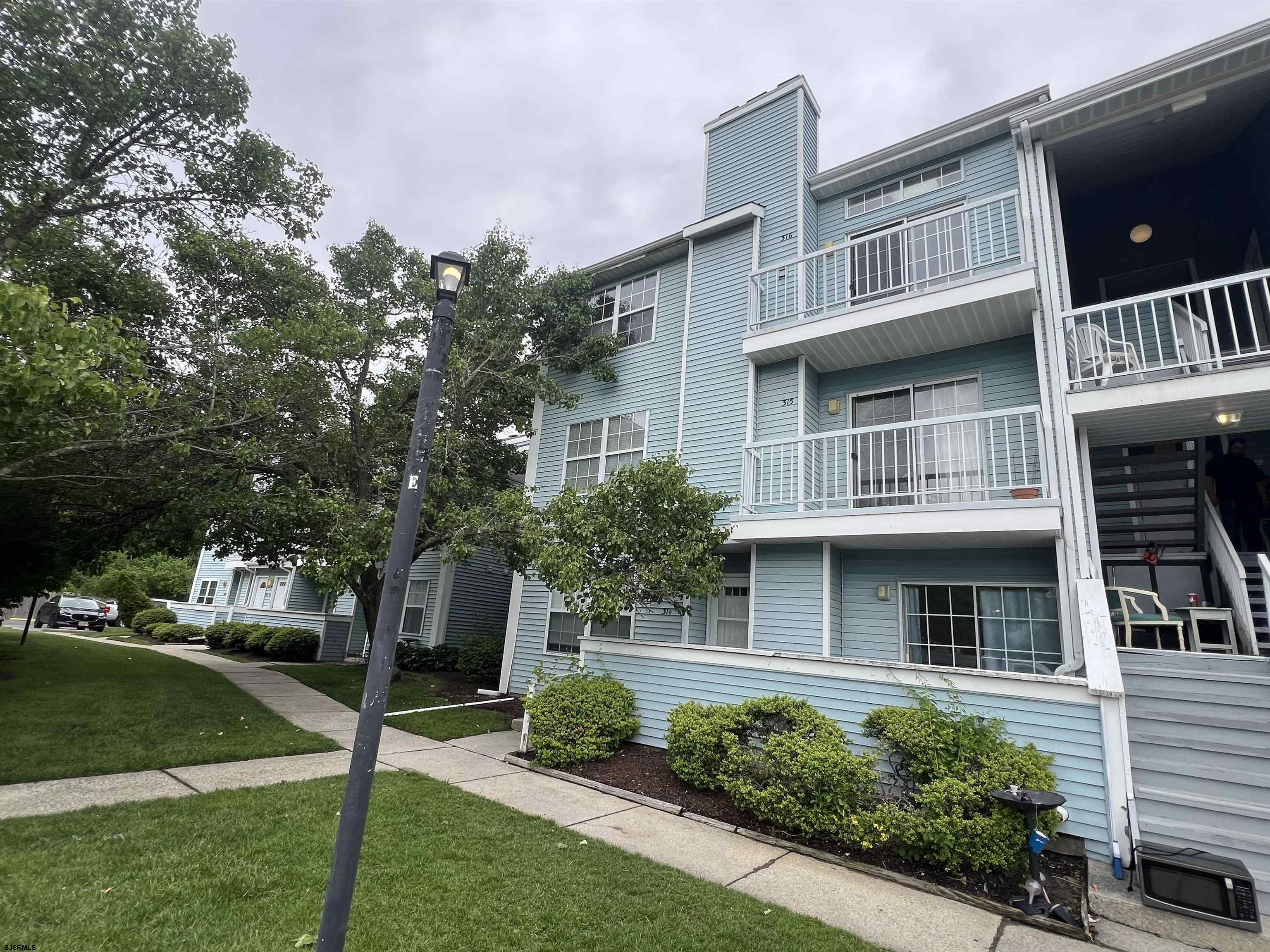  316 Heather Croft - Egg Harbor Township