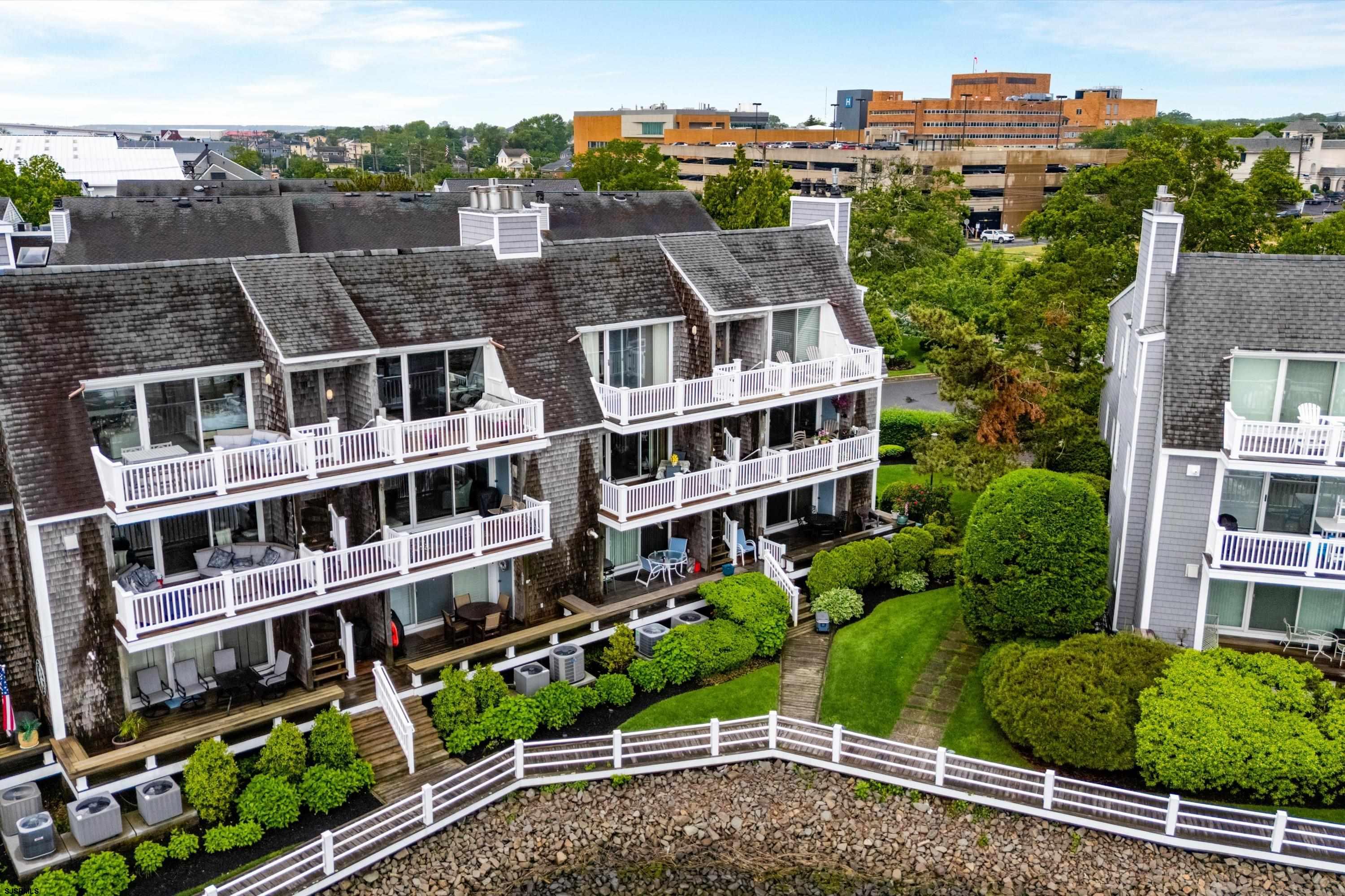 206 Harbour Cove