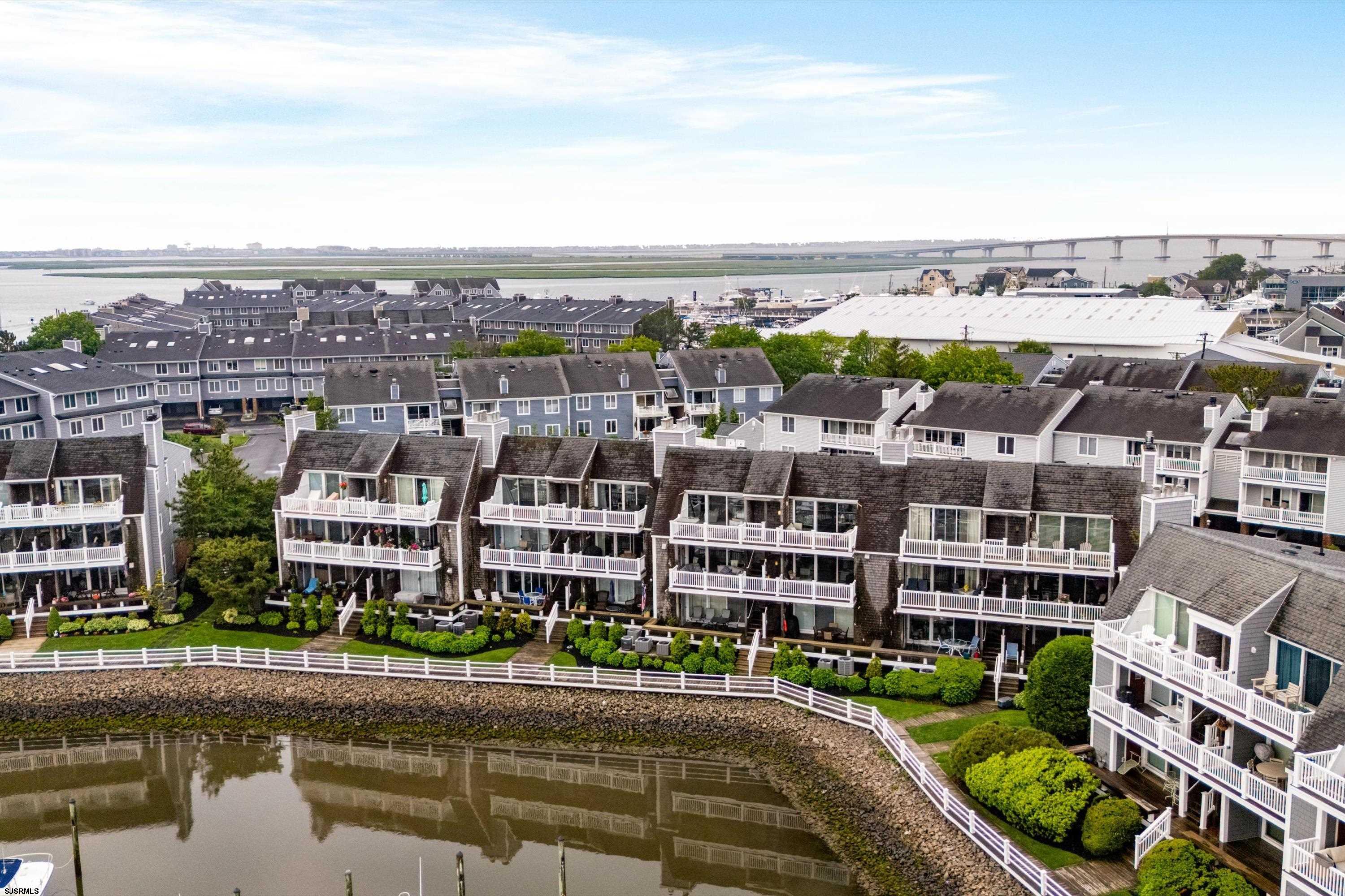 206 Harbour Cove