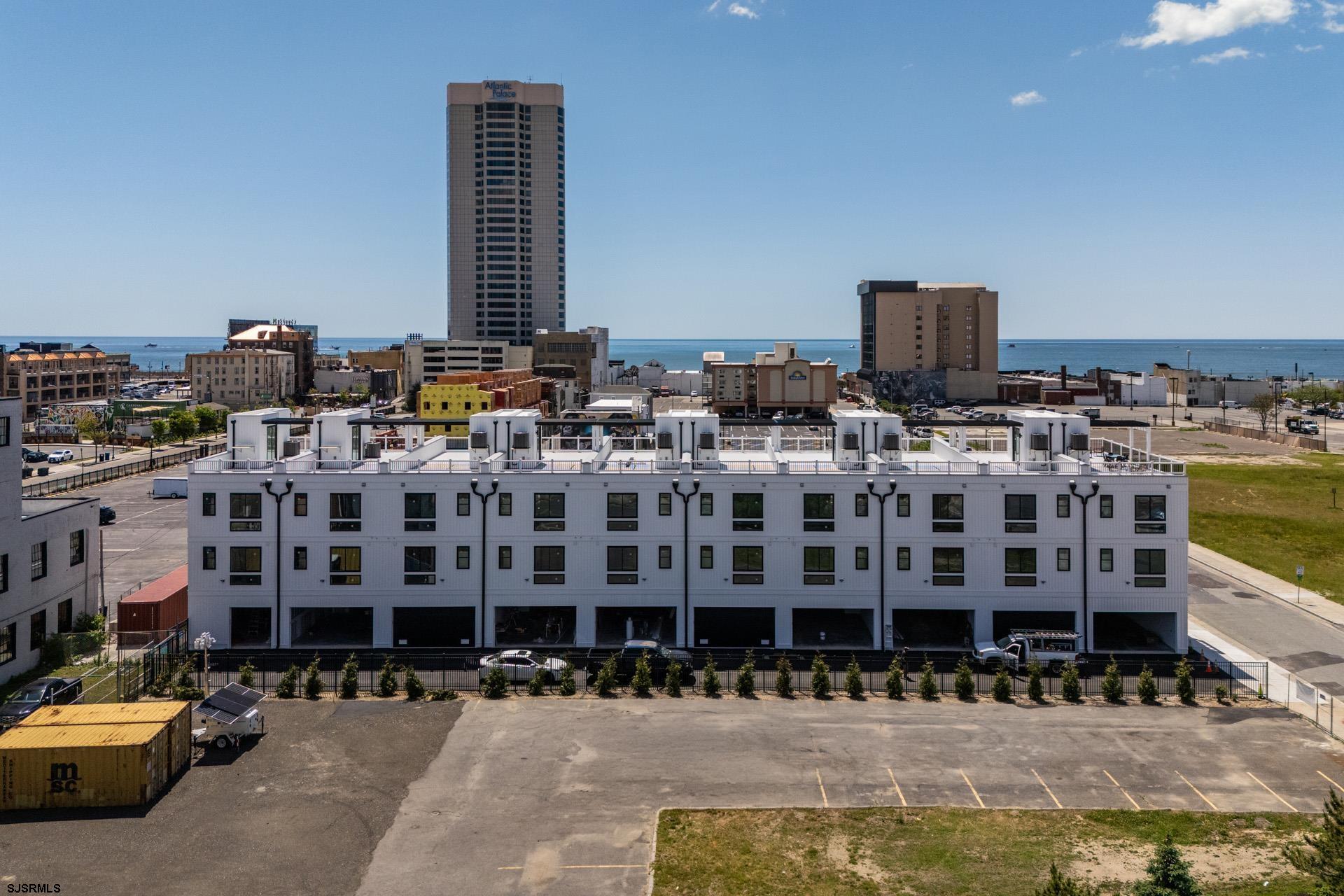 101 B Westminster Avenue - Picture 1