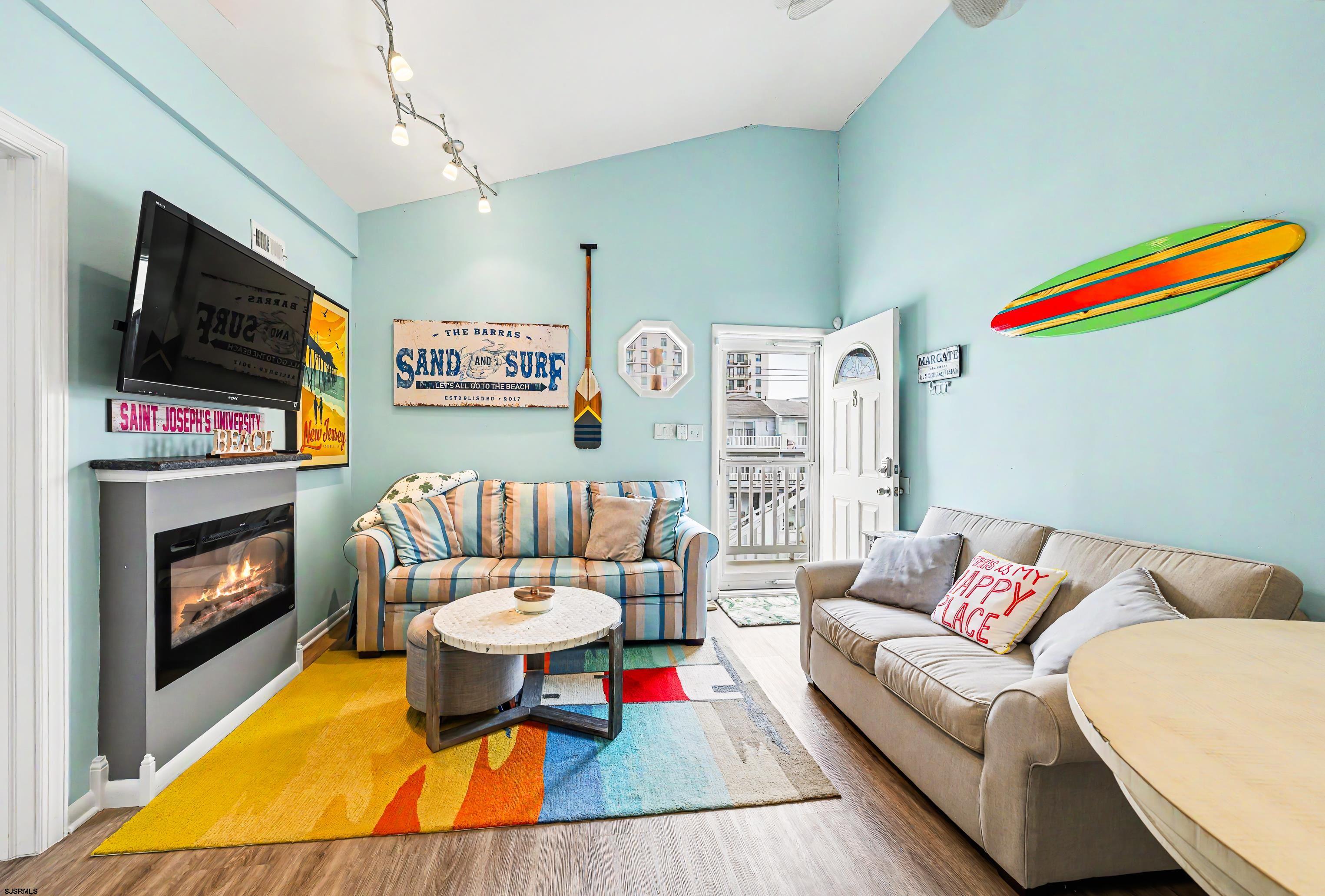 608277 | Photo 11