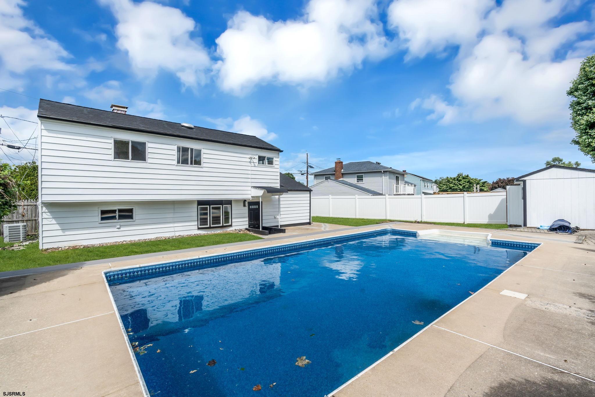 16 Falmouth Road