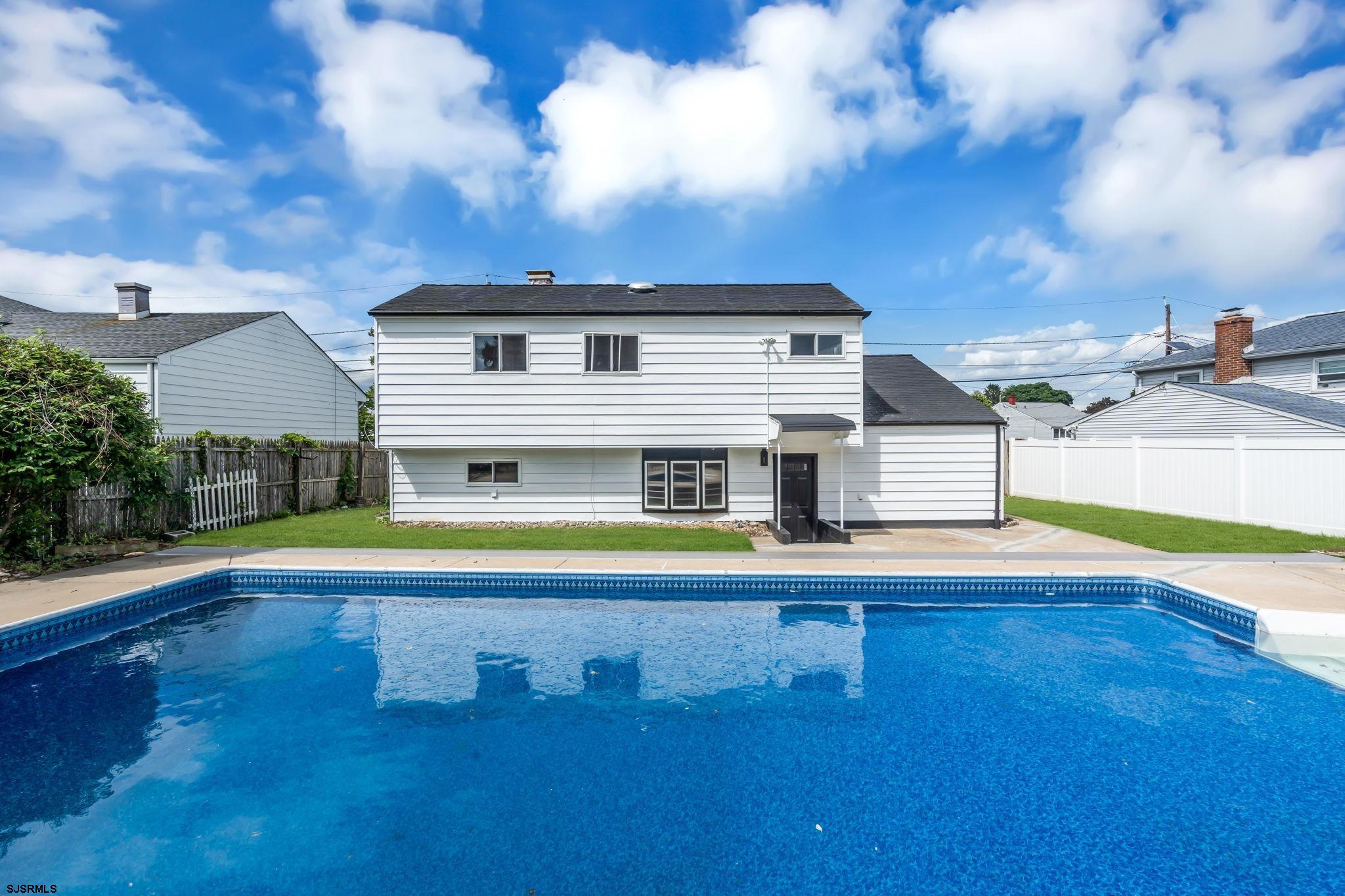16 Falmouth Road