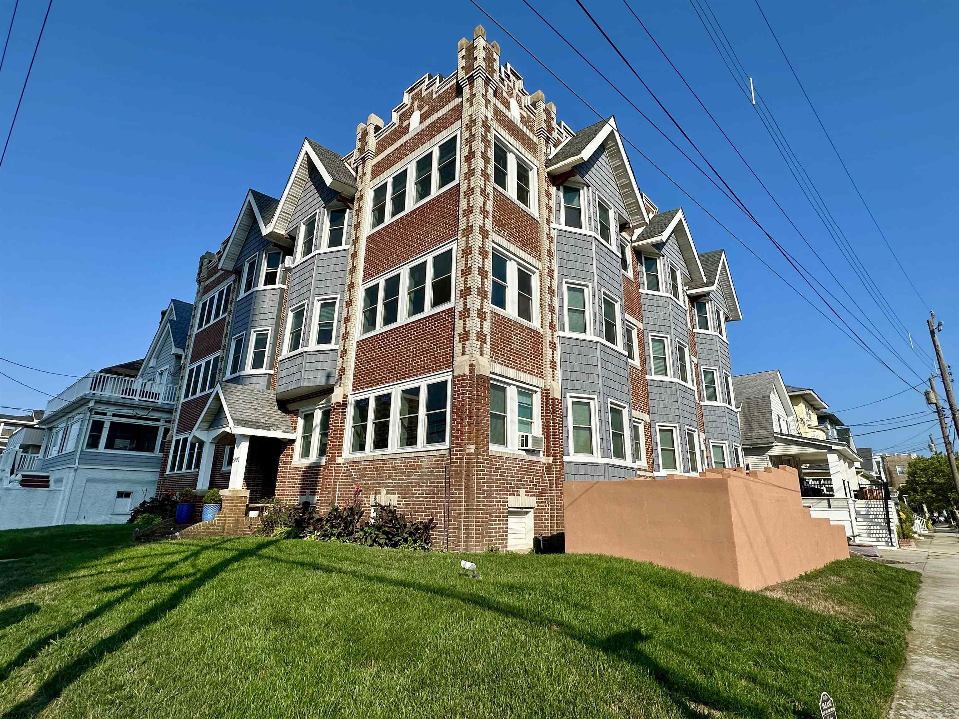 5003 Atlantic Avenue - Picture 1