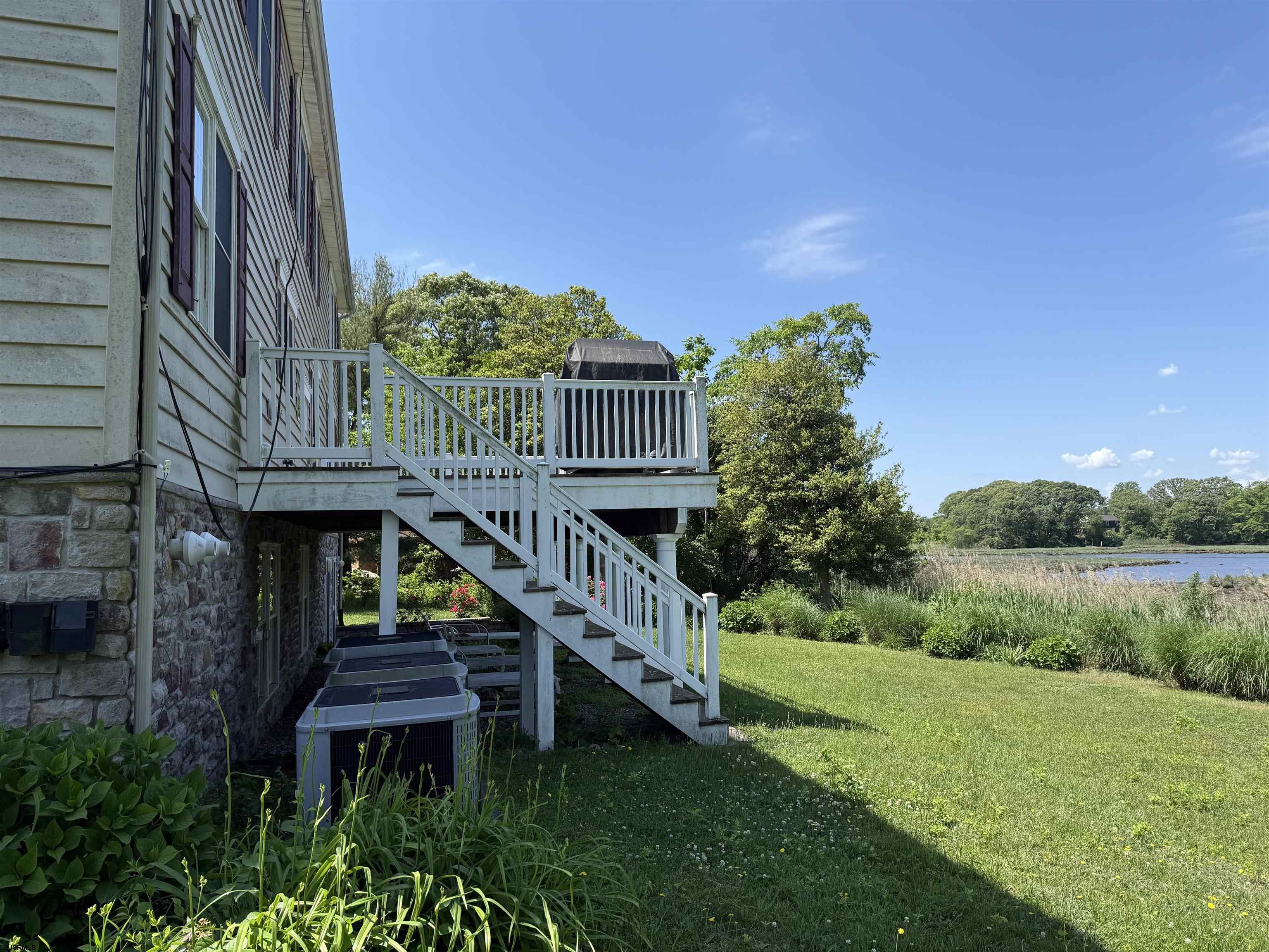 1 Barr Ct