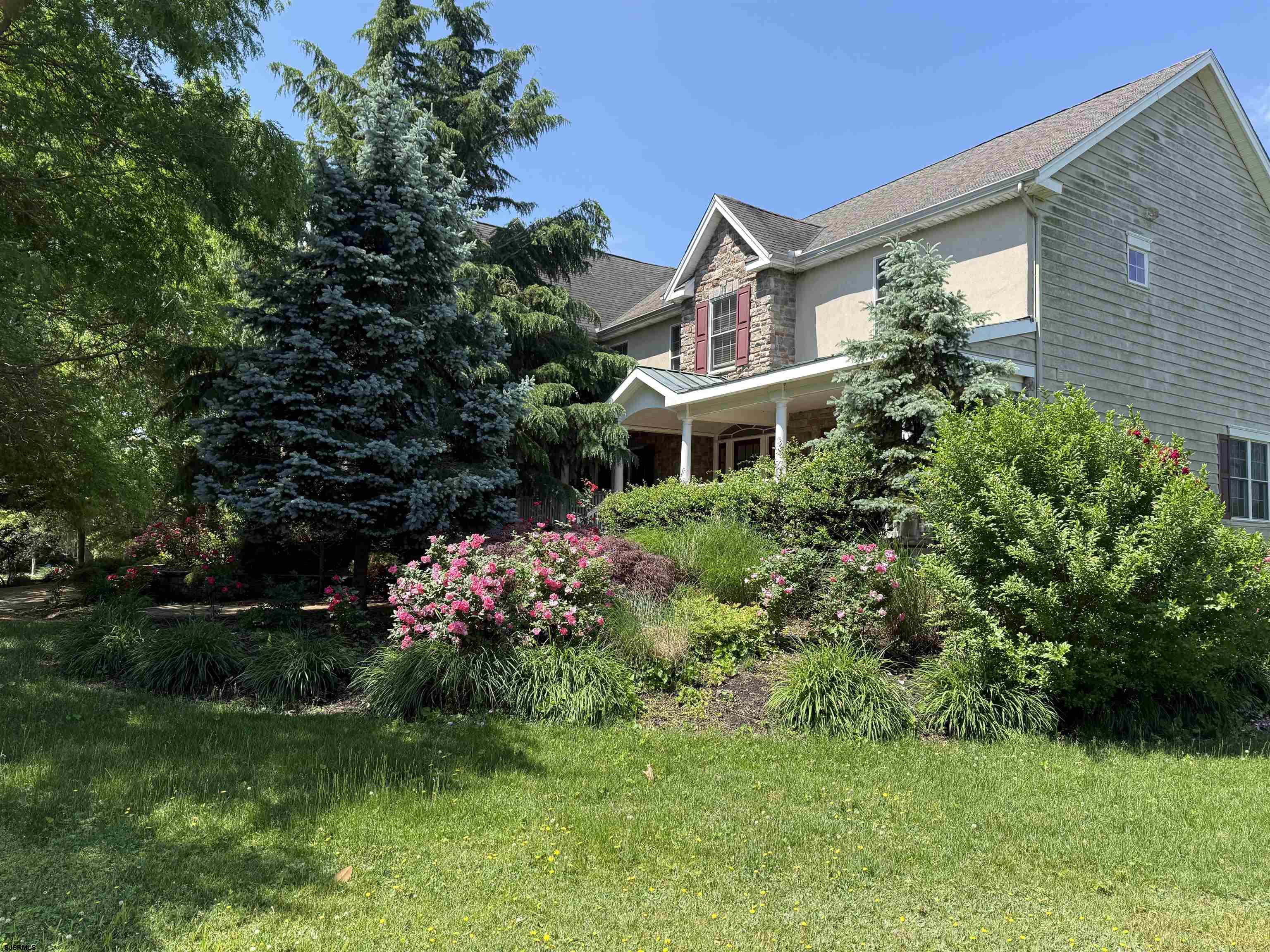 1 Barr Ct
