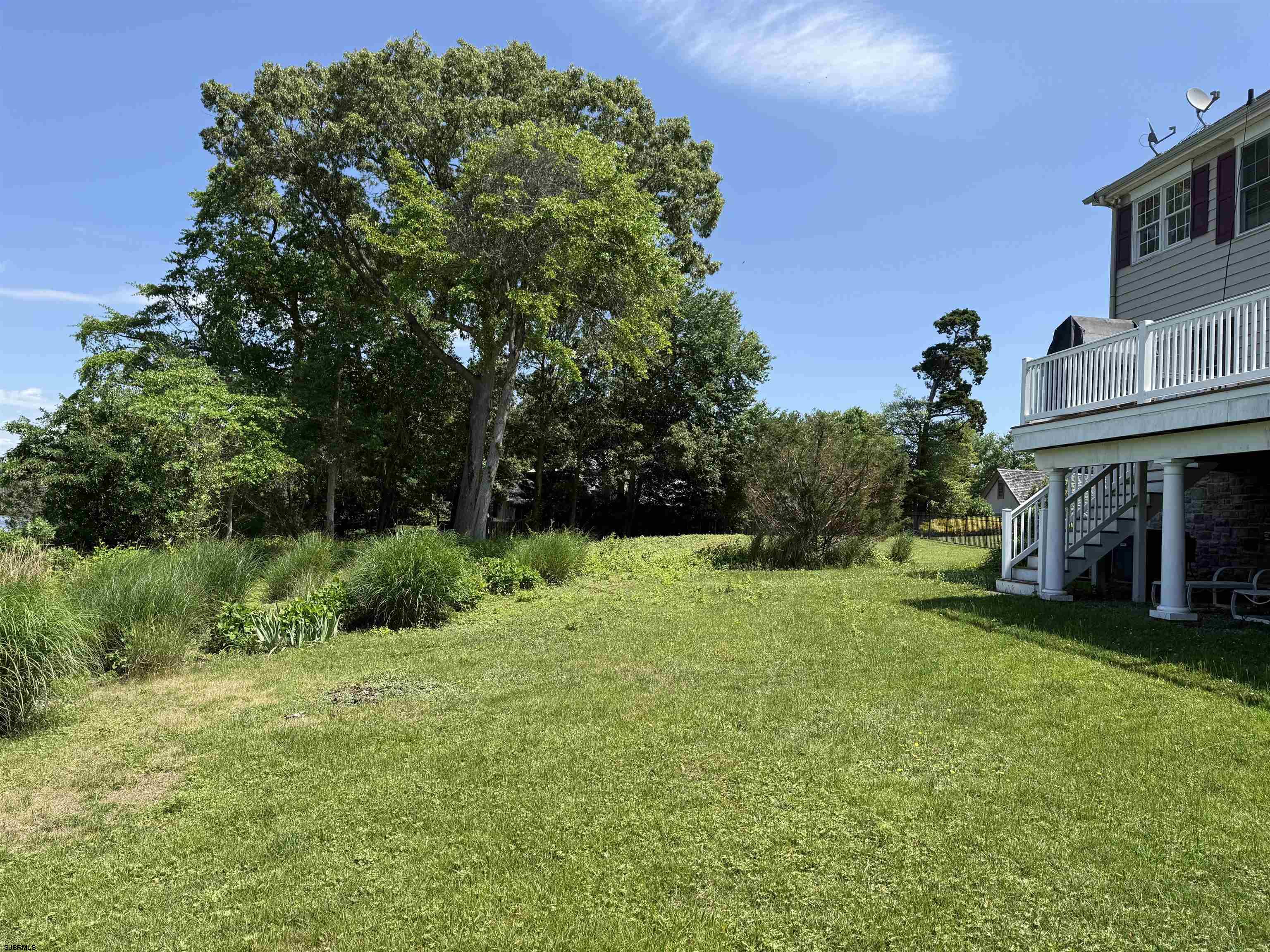 1 Barr Ct