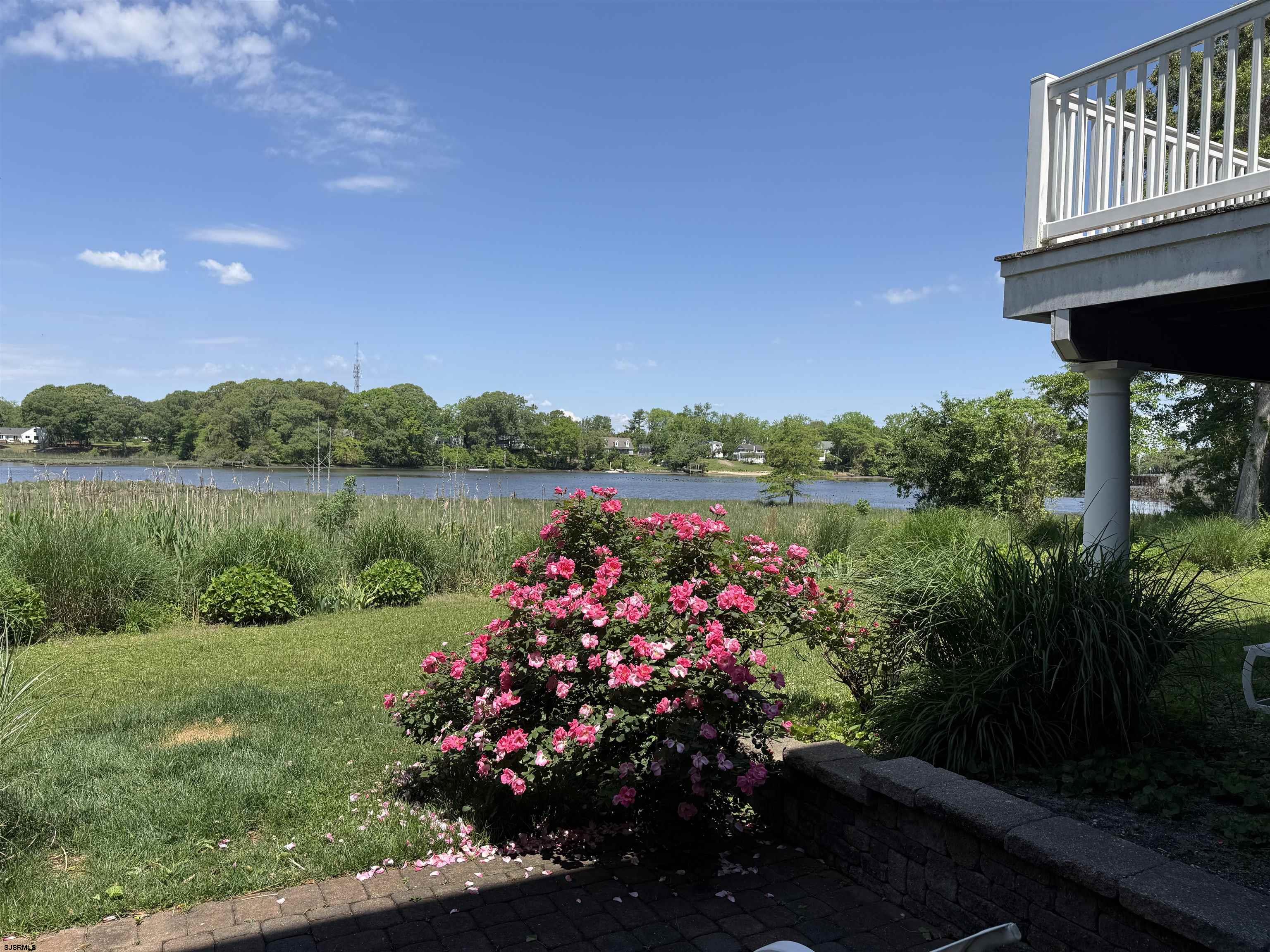 1 Barr Ct