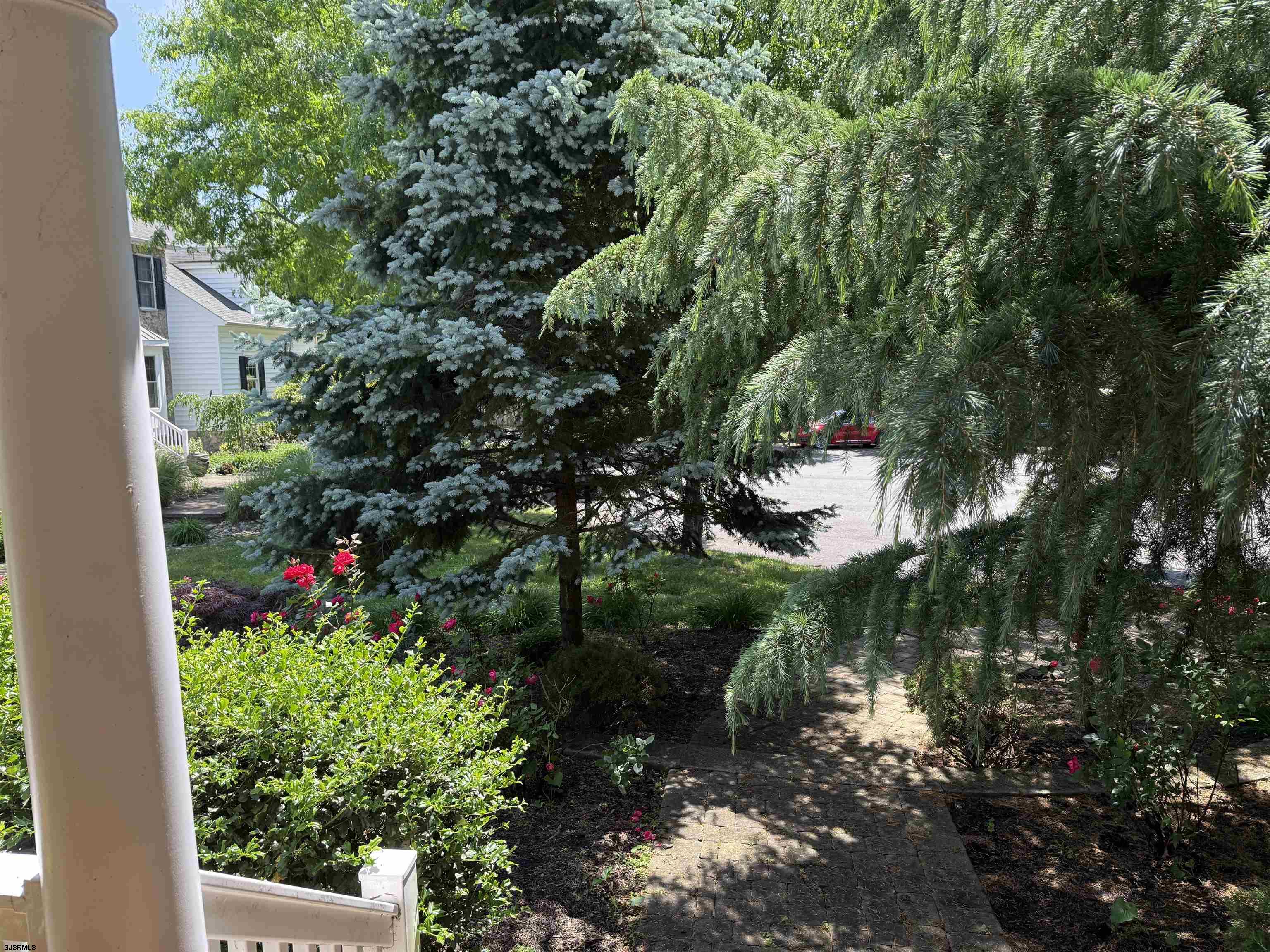 1 Barr Ct