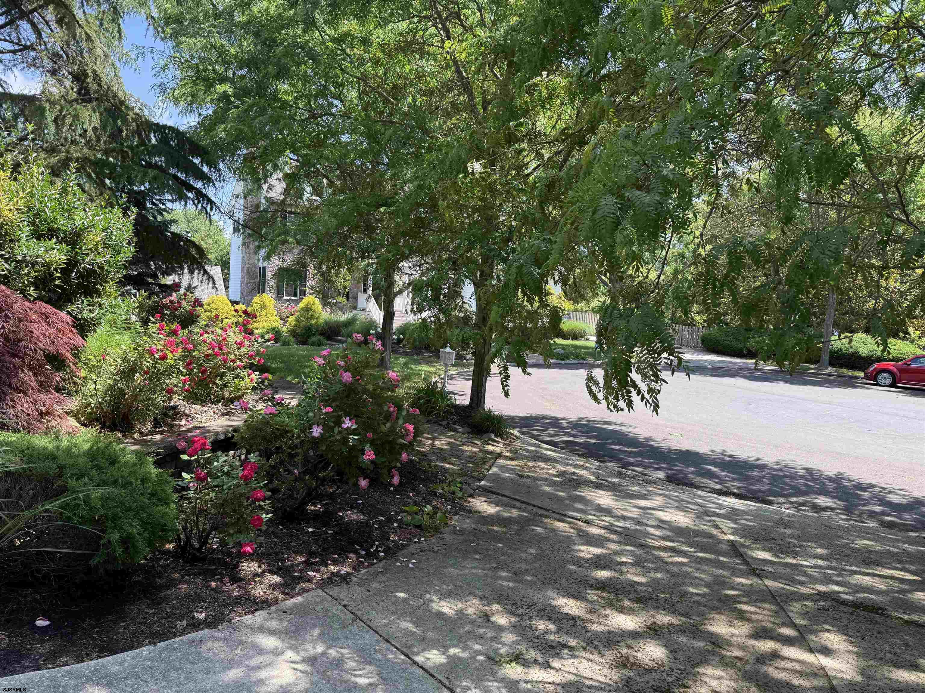 1 Barr Ct