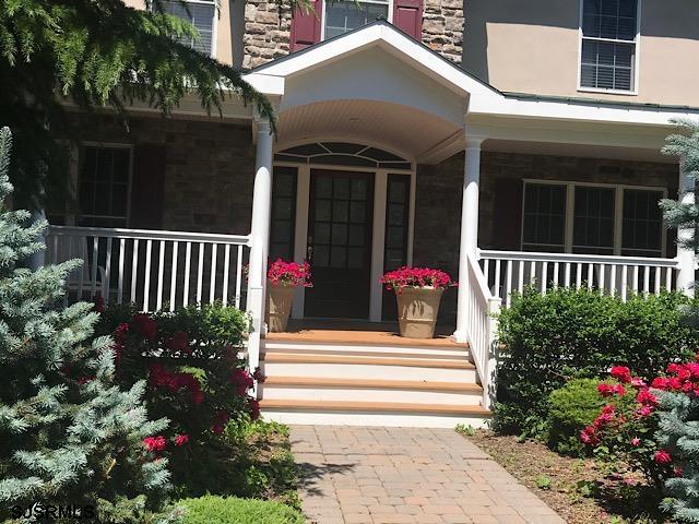 1 Barr Ct