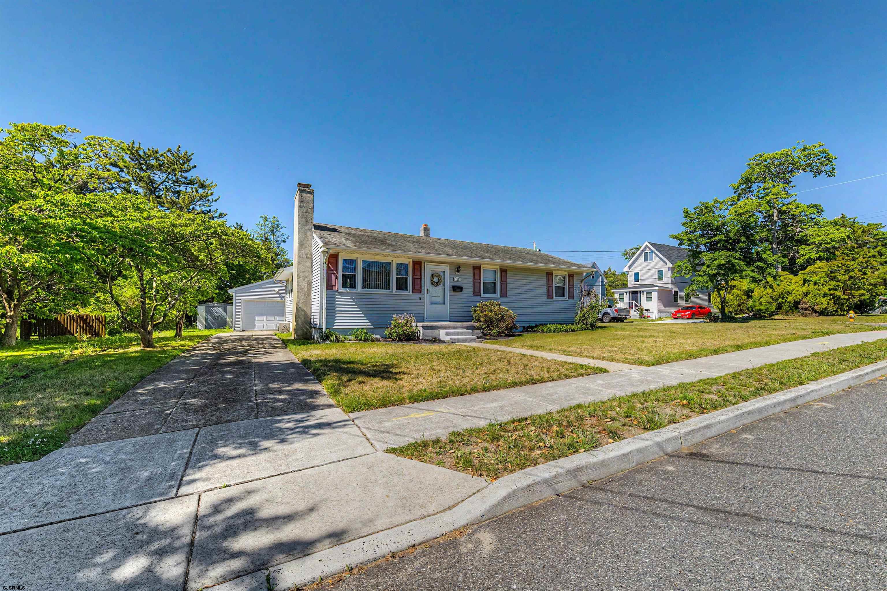 405 California Avenue - Picture 1