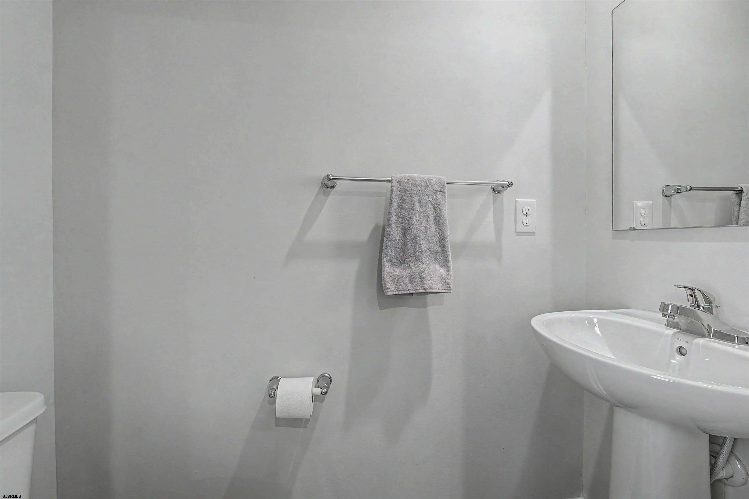 608359 | Photo 22