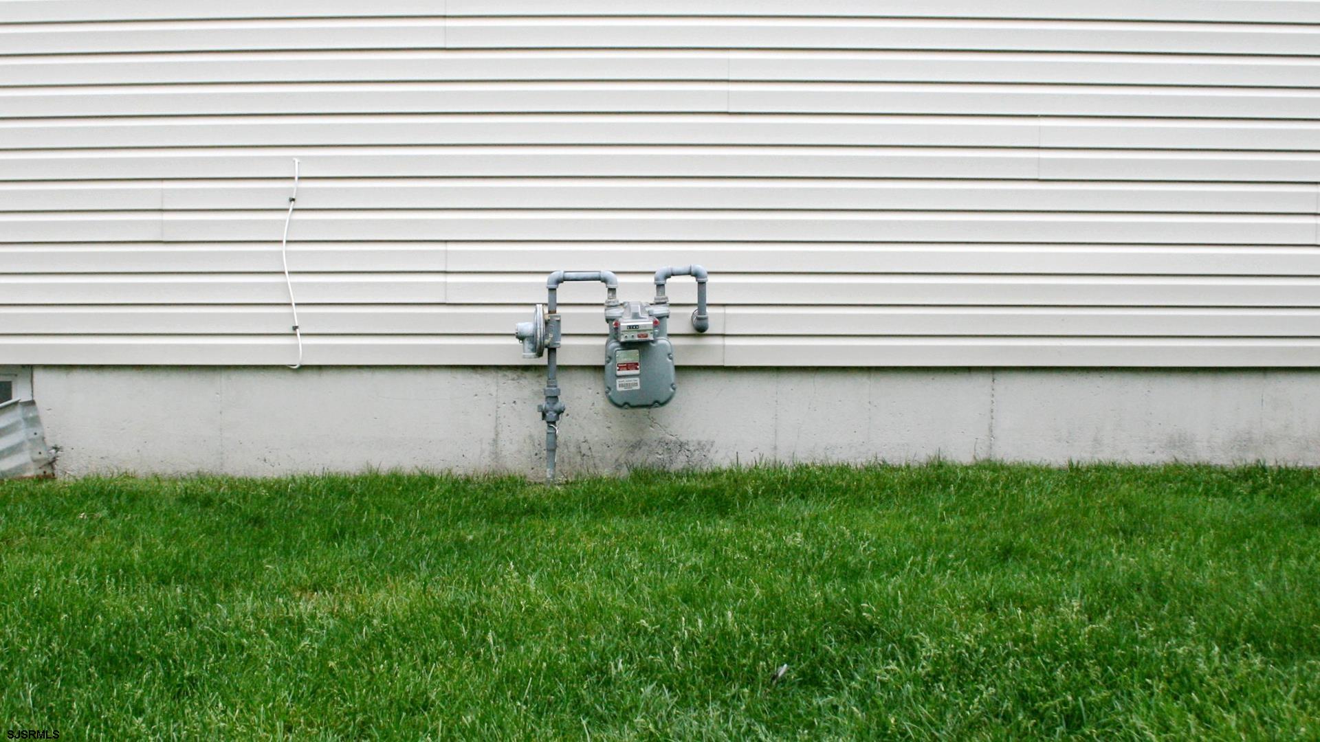 608381 | Photo 42