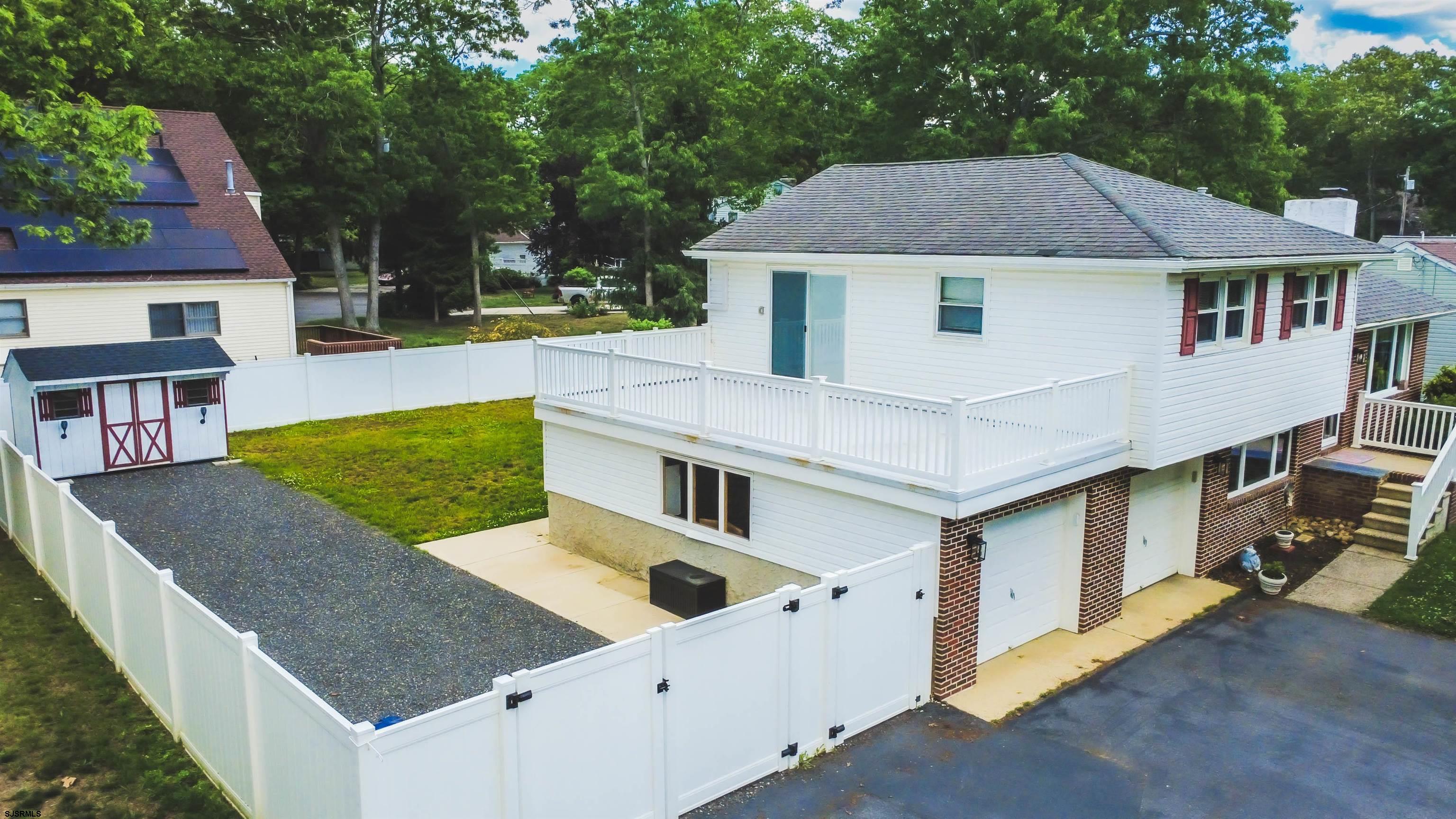 518 Delaware Avenue - Picture 2