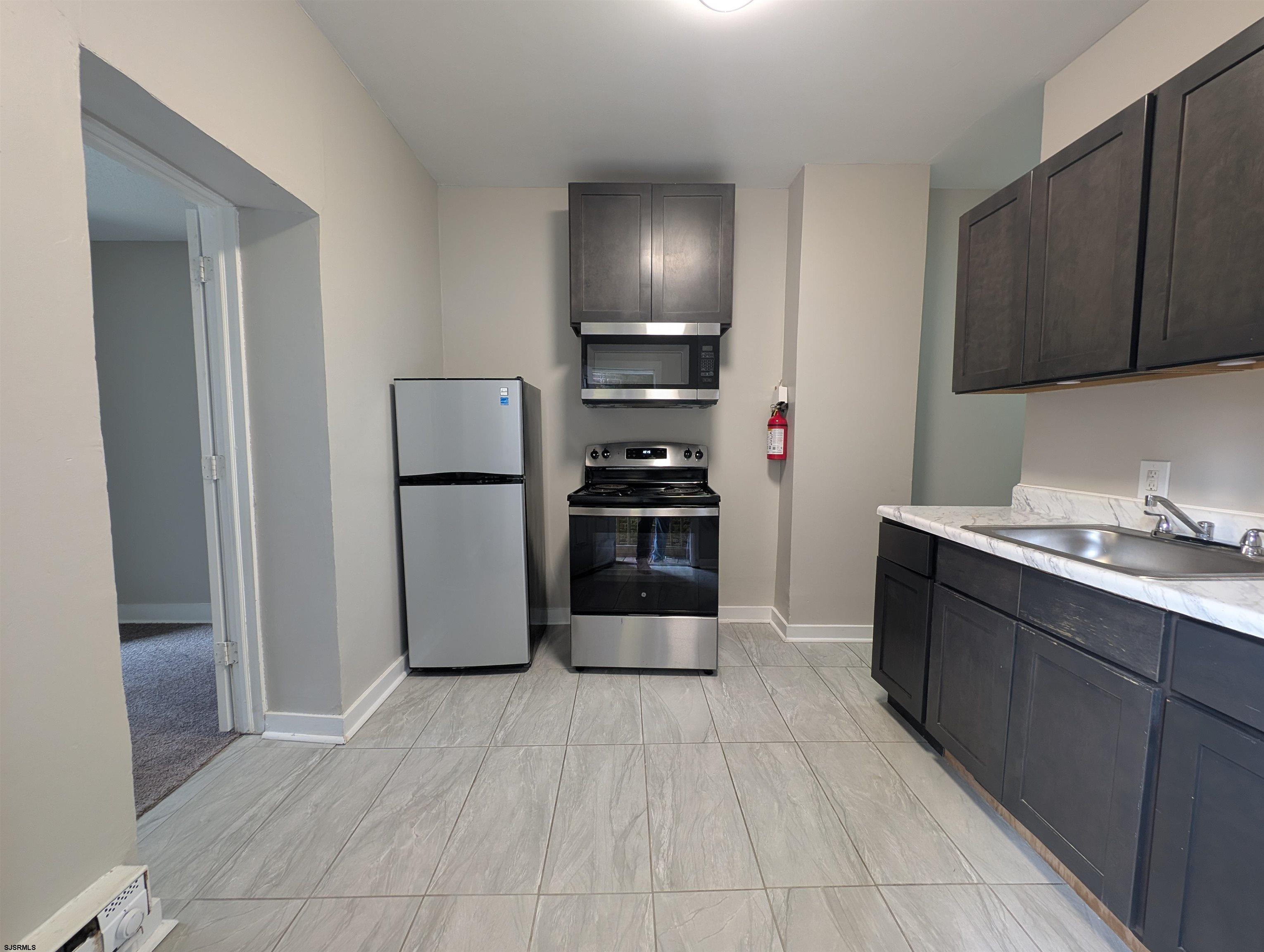  - Picture 6