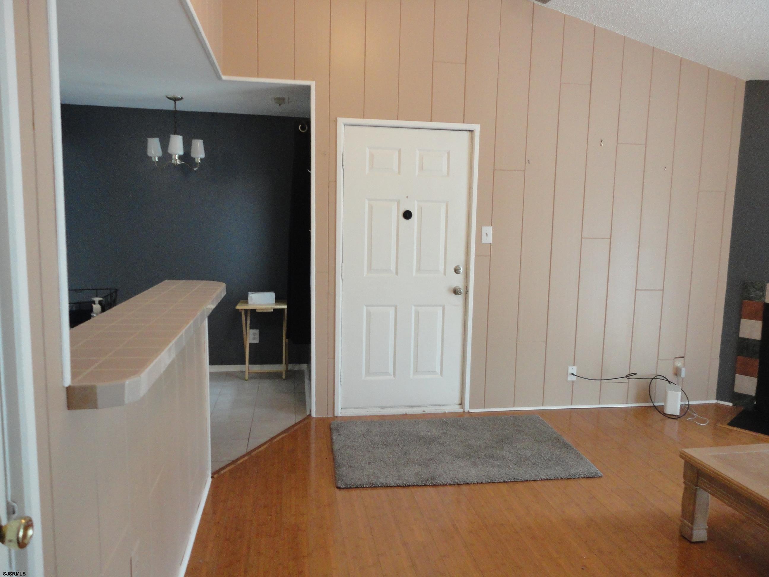  - Picture 6