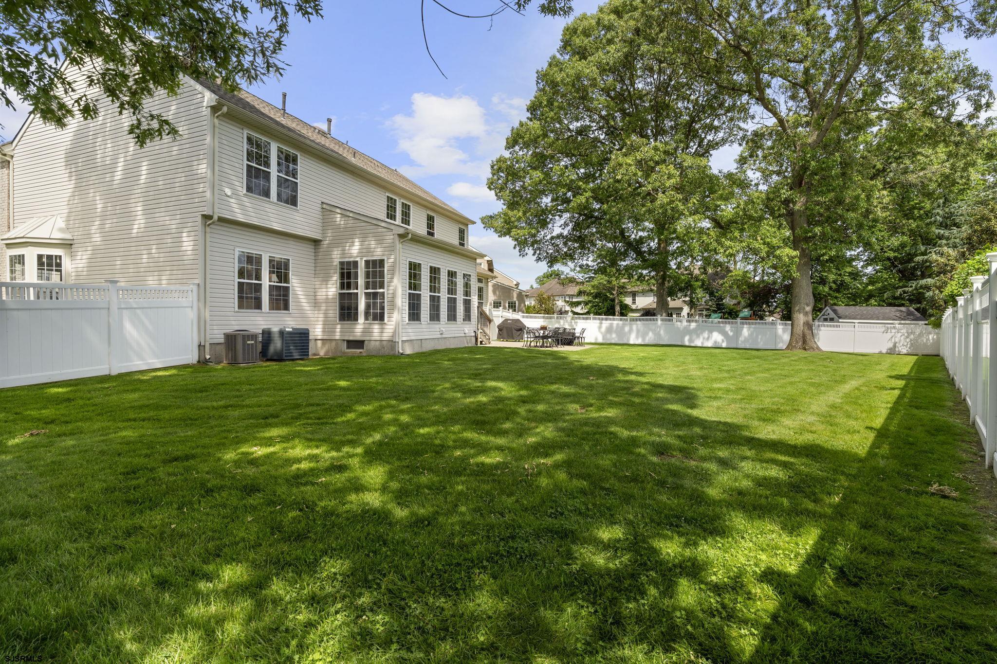 26 Crossing Dr