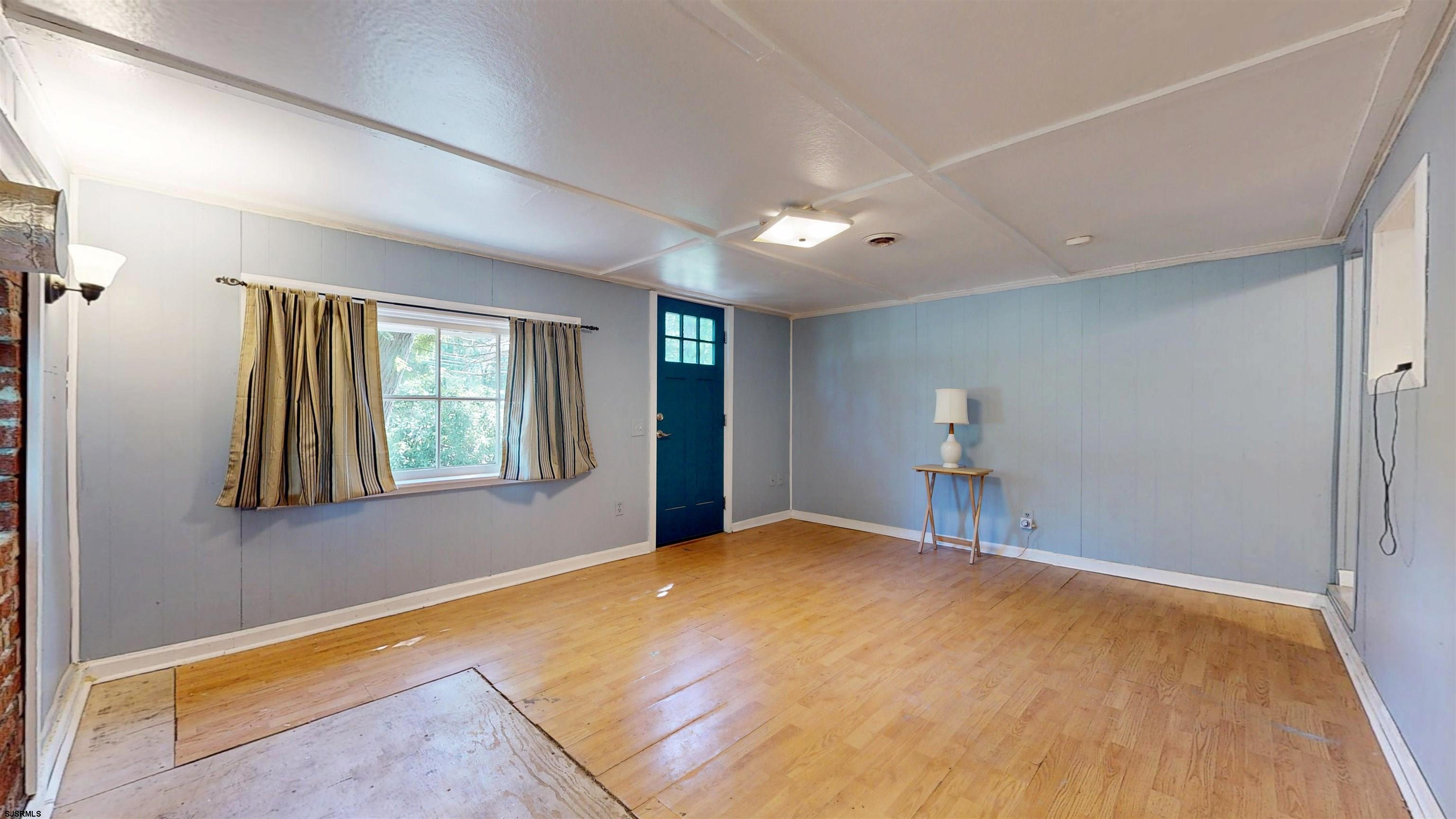5655 White Horse Pike - Picture 3