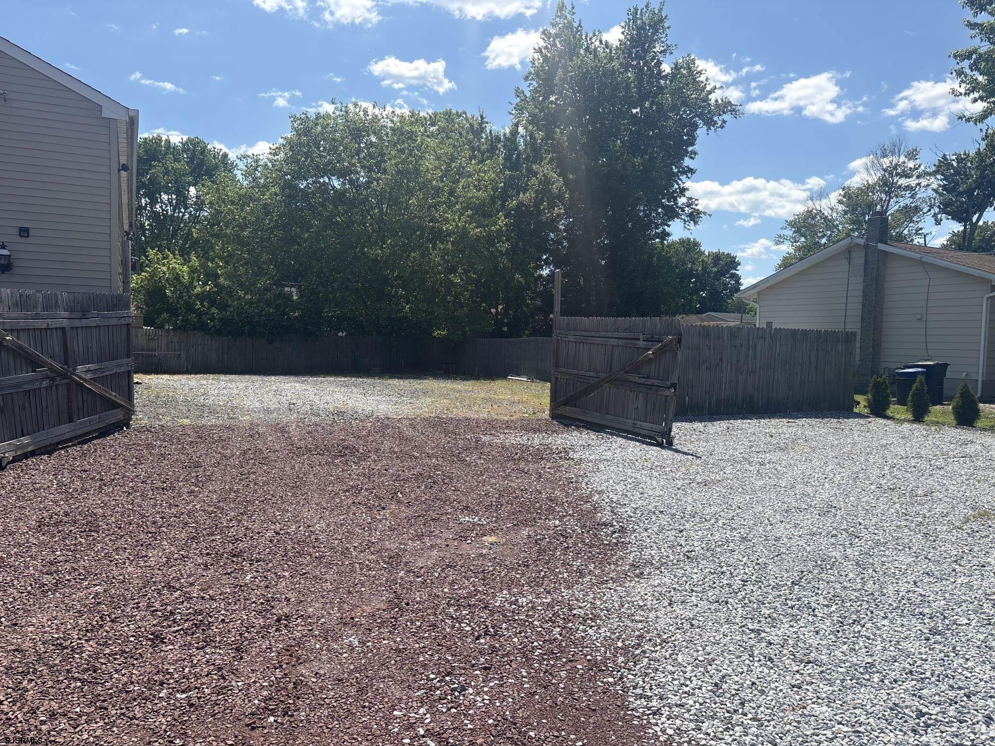 608588 | Photo 65