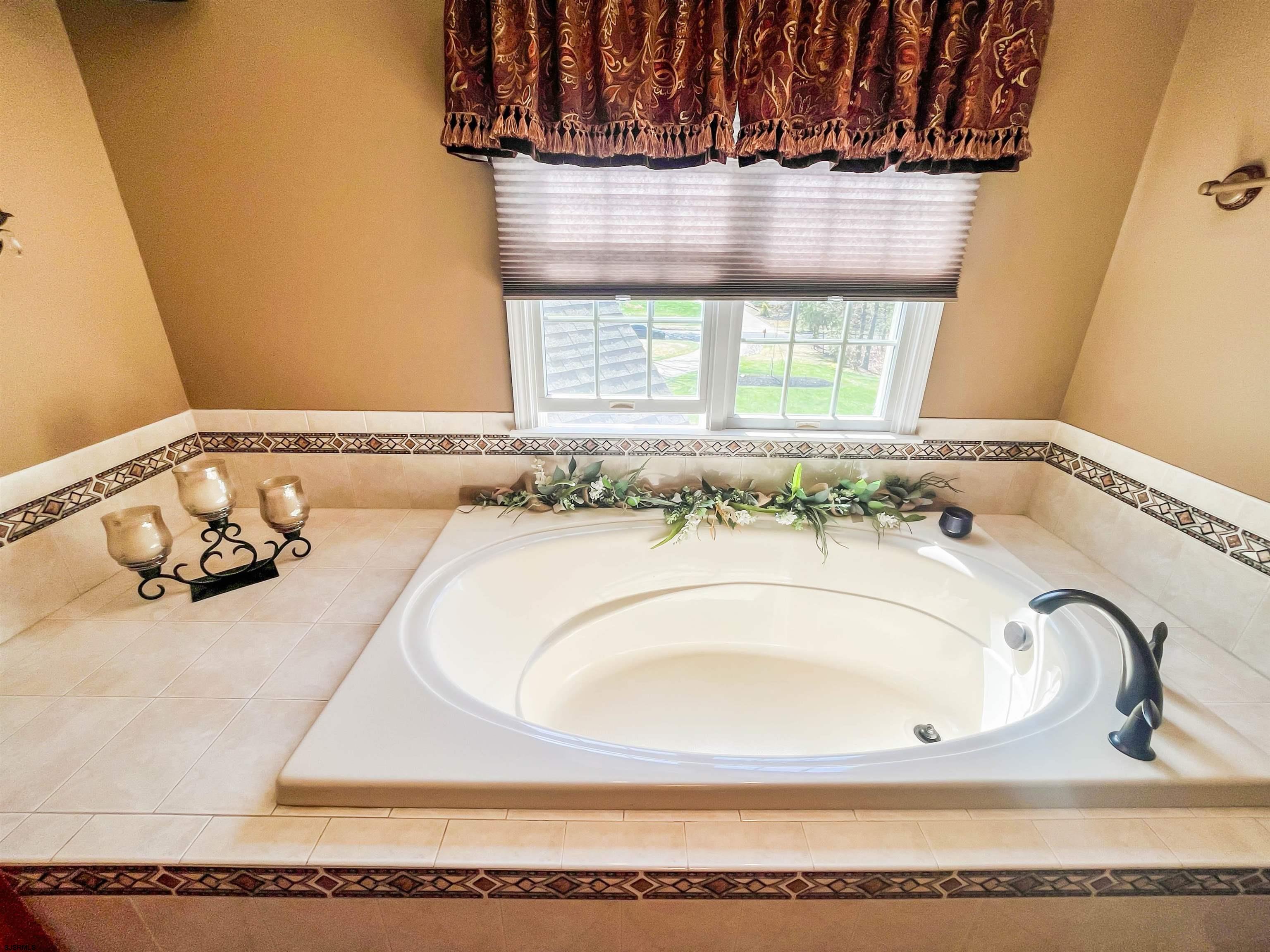 608594 | Photo 29