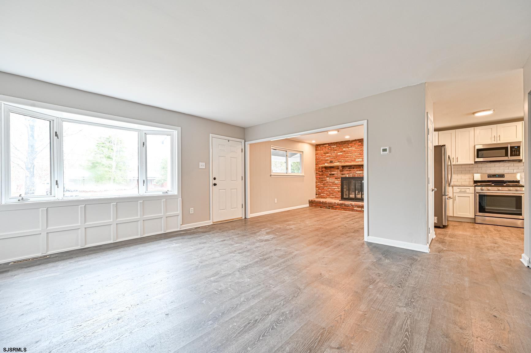 317 E Collings Dr