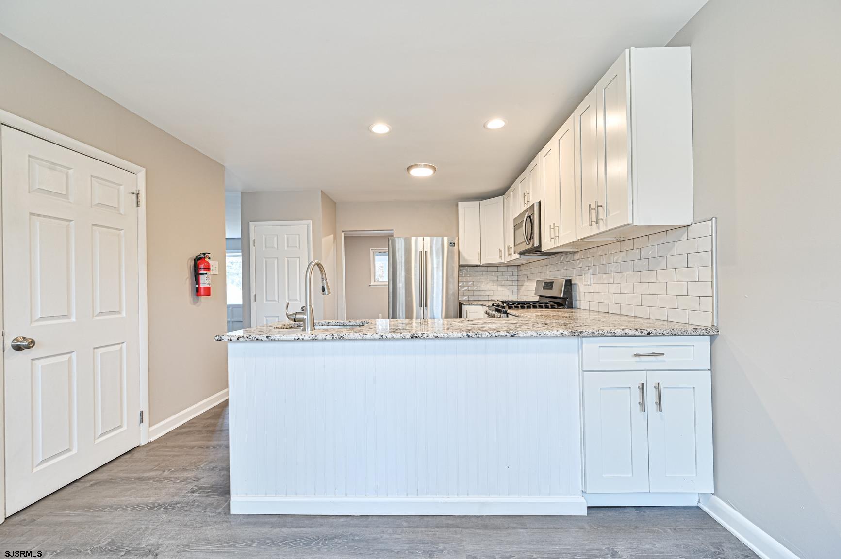 317 E Collings Dr