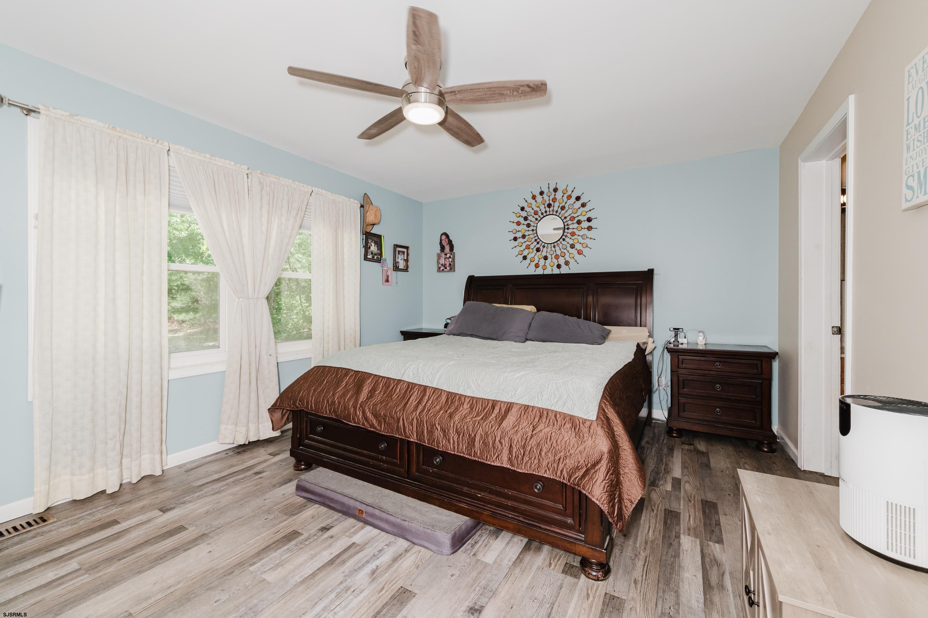 5435 Pleasant Mills