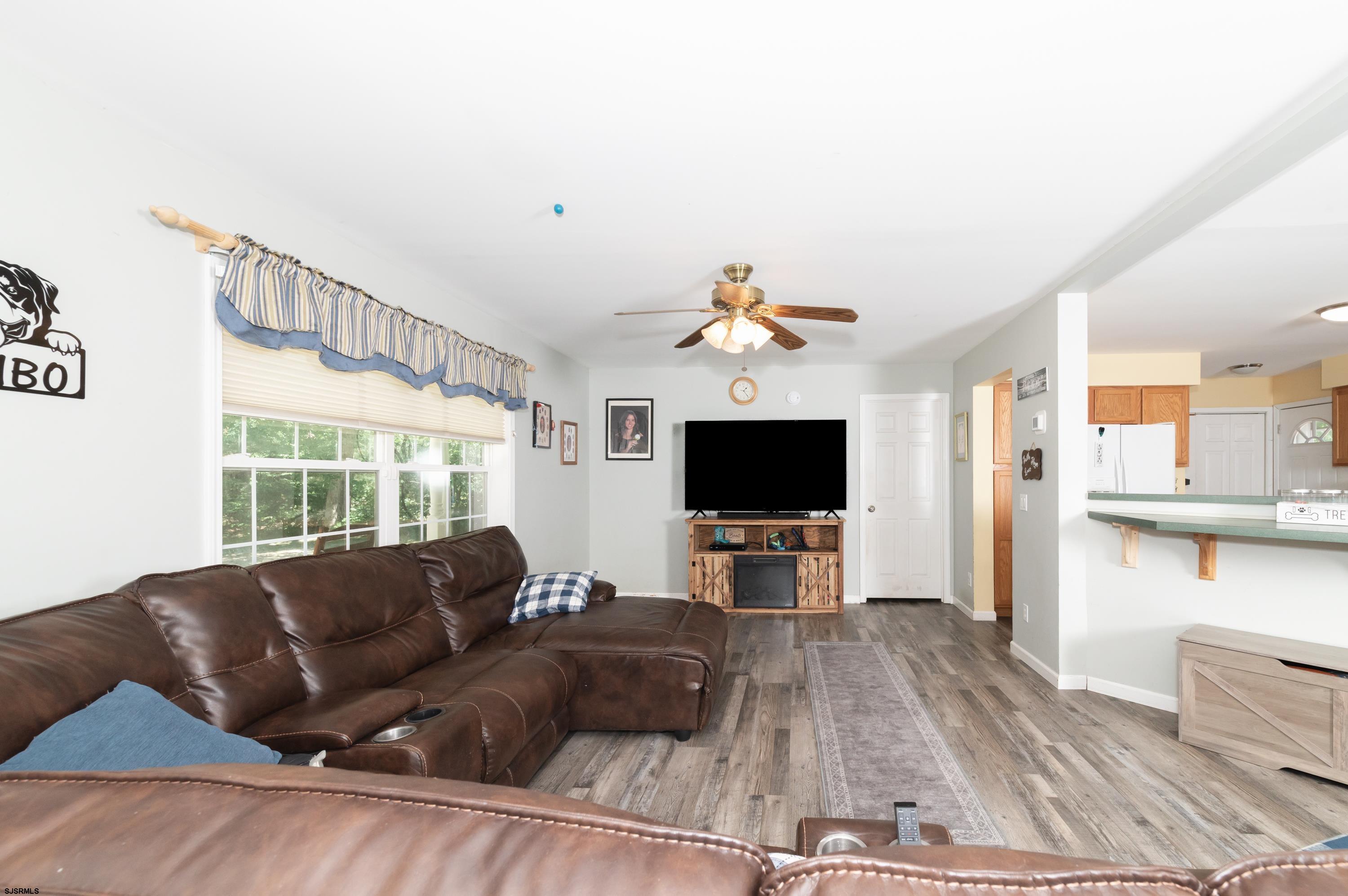 5435 Pleasant Mills - Picture 2