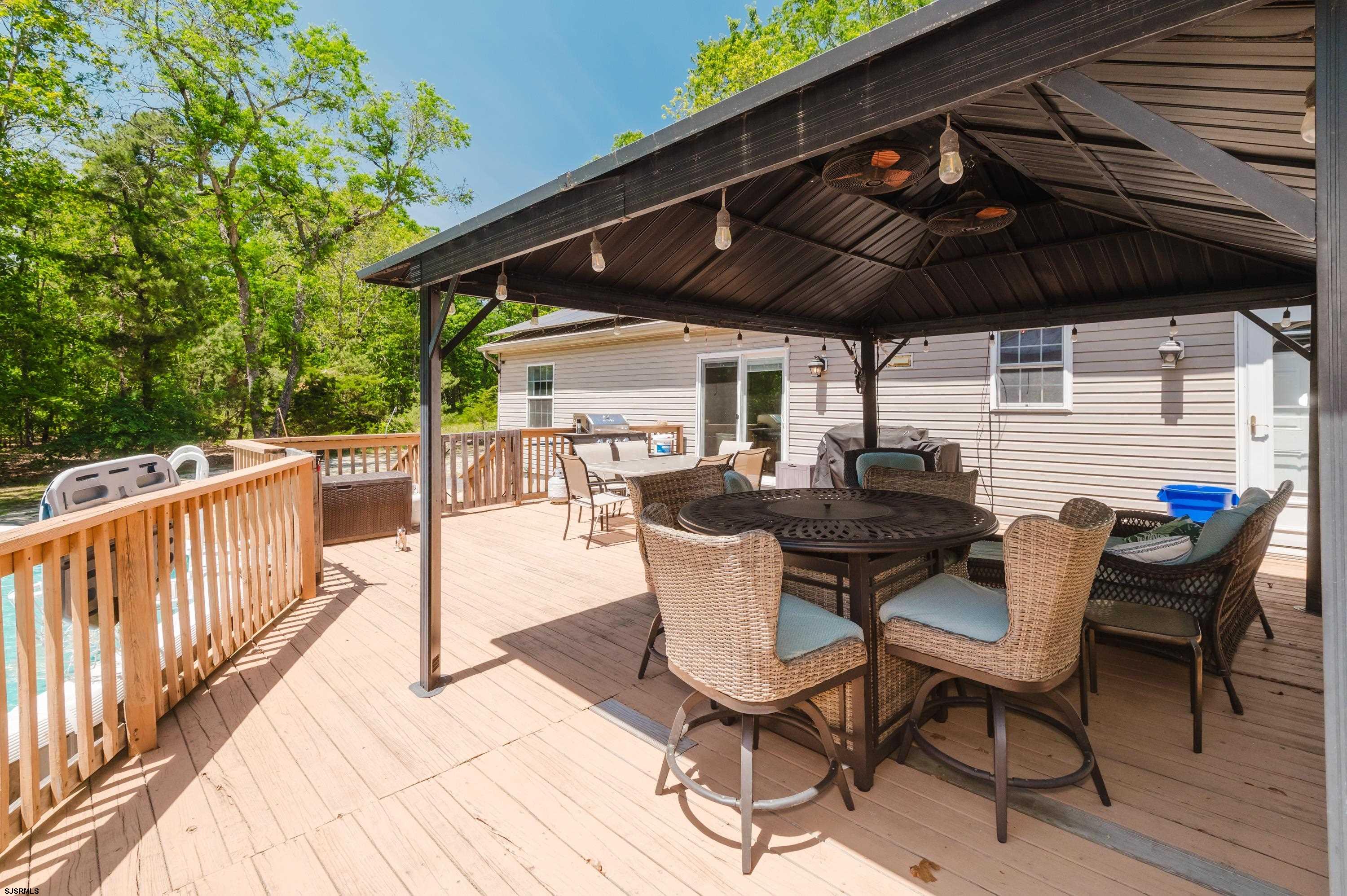 5435 Pleasant Mills