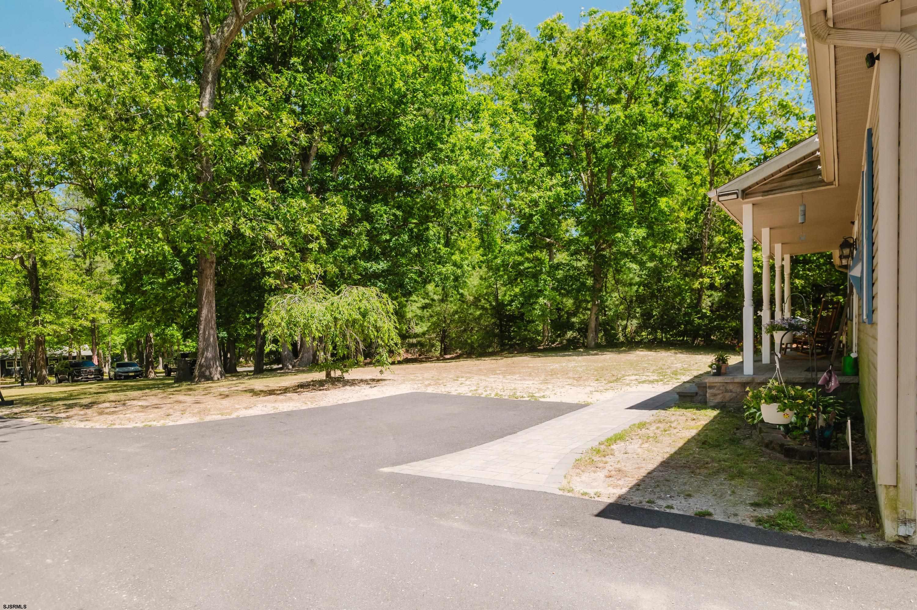 5435 Pleasant Mills