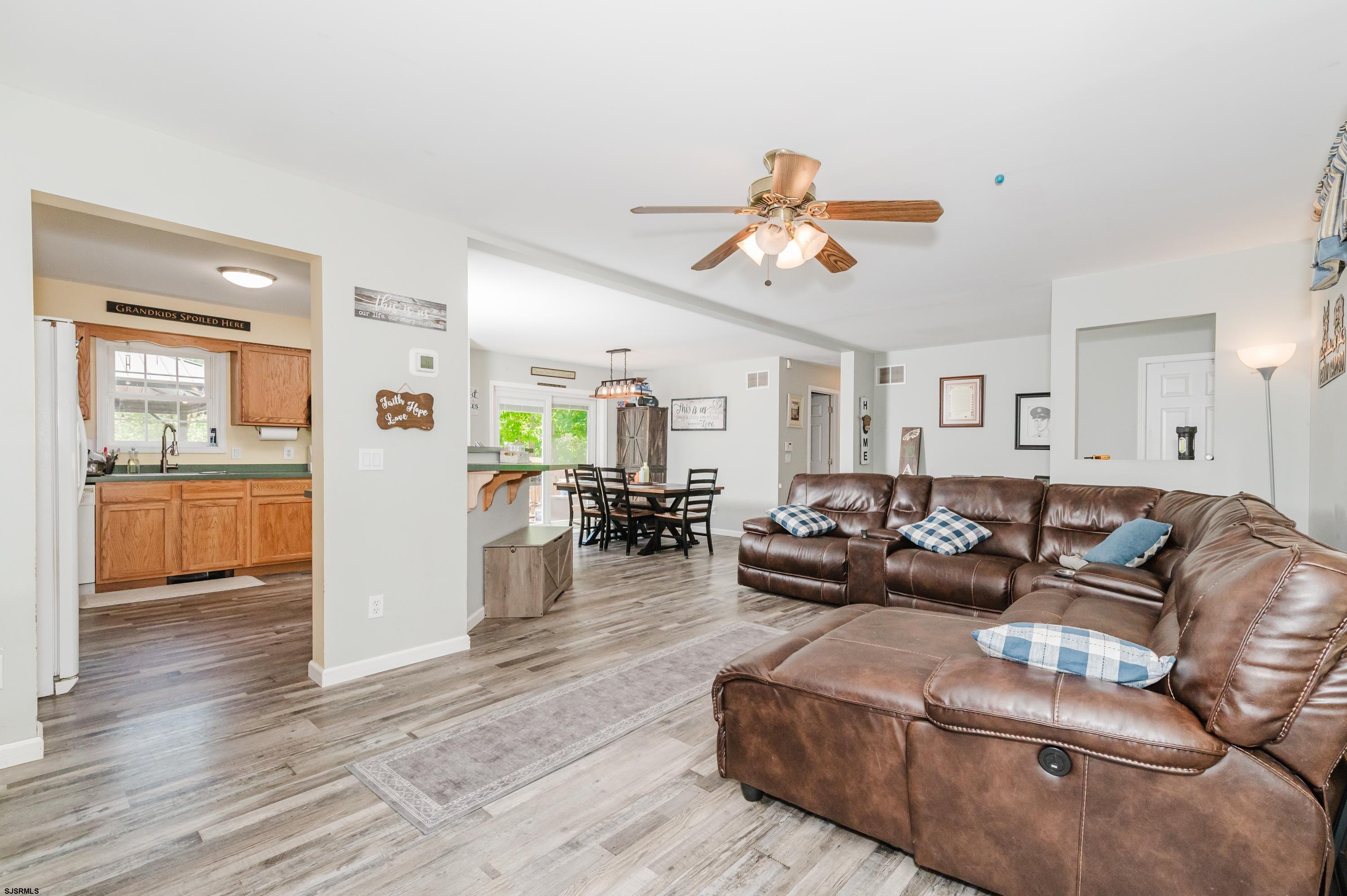 5435 Pleasant Mills - Picture 4