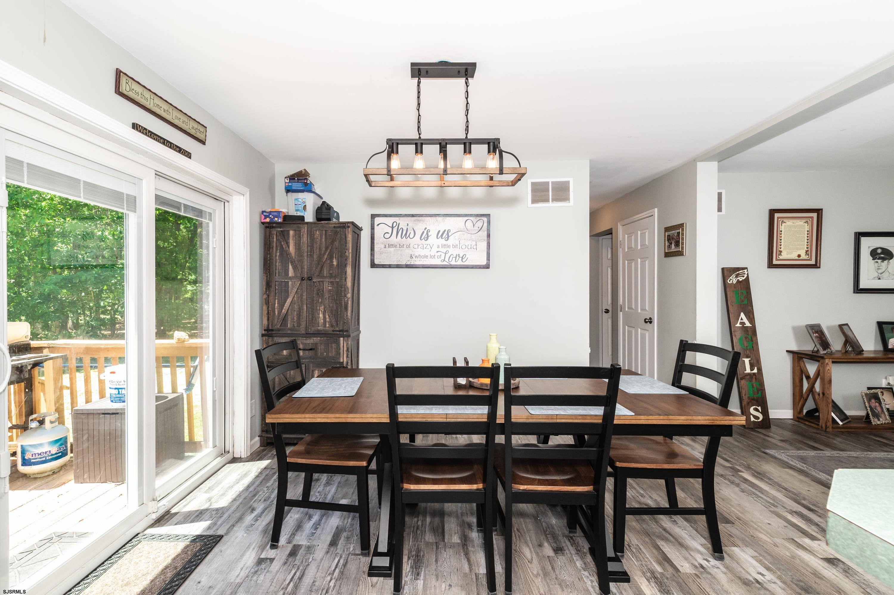 5435 Pleasant Mills