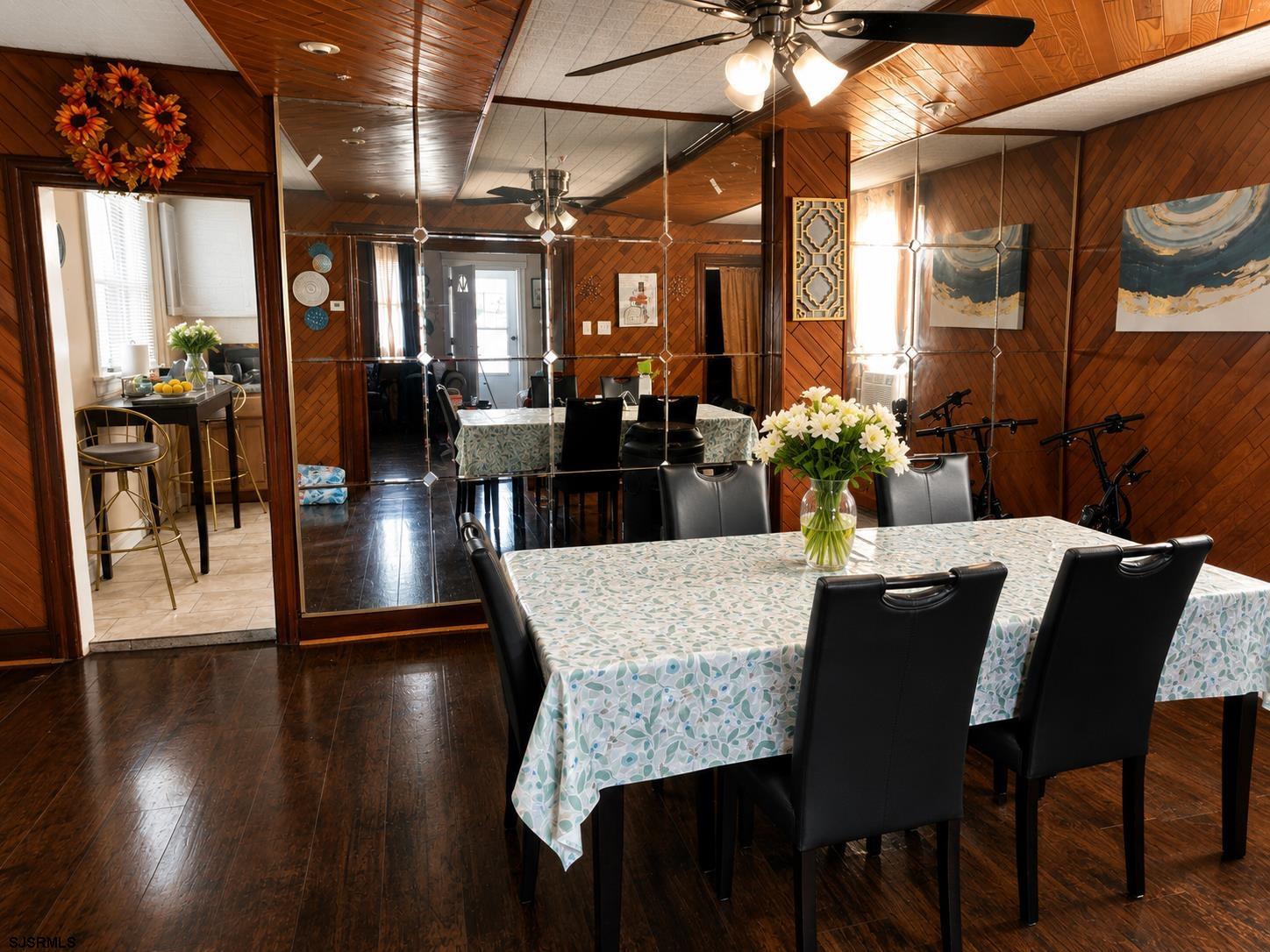 1610 Madison Avenue - Picture 1
