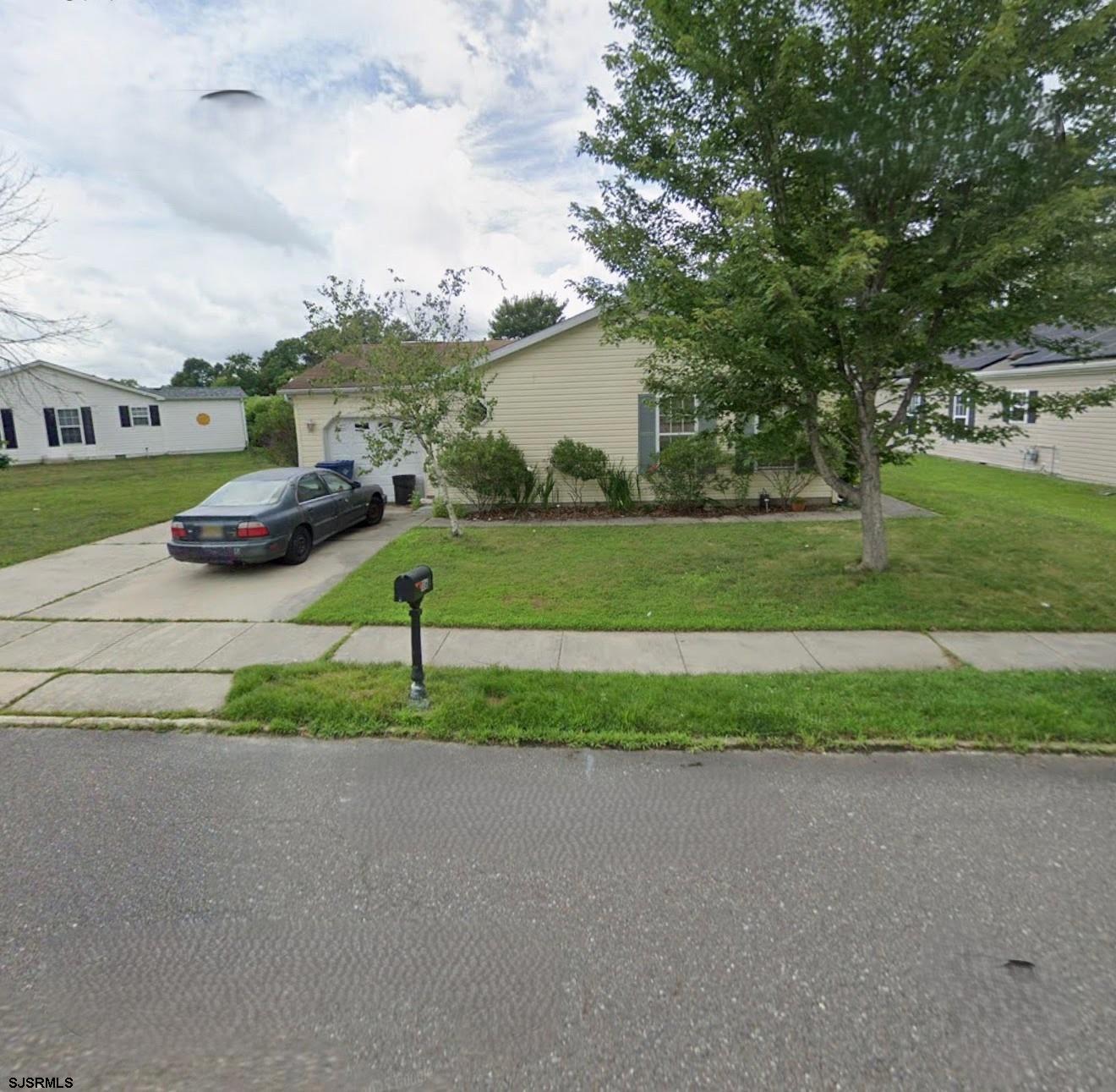 106 Baltusrol Dr - Mays Landing