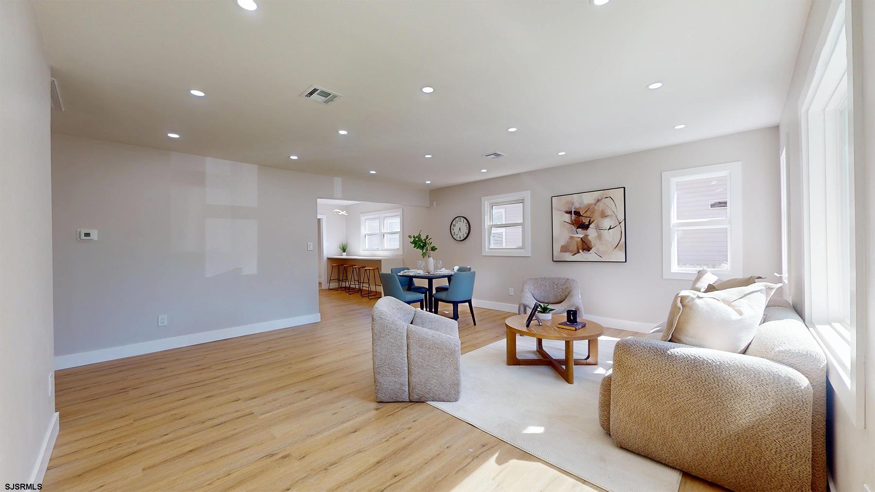 214 SCHOOL Ln - Picture 3